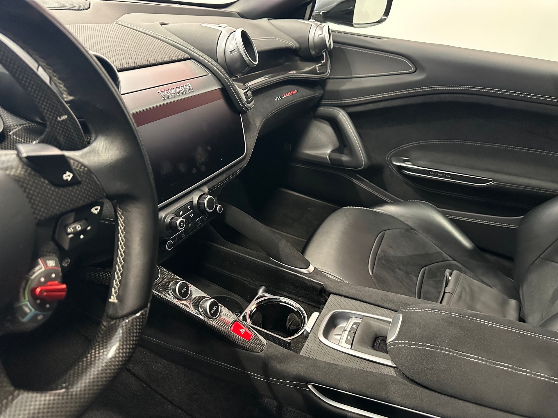 FERRARI GTC 4 Lusso T-image-12