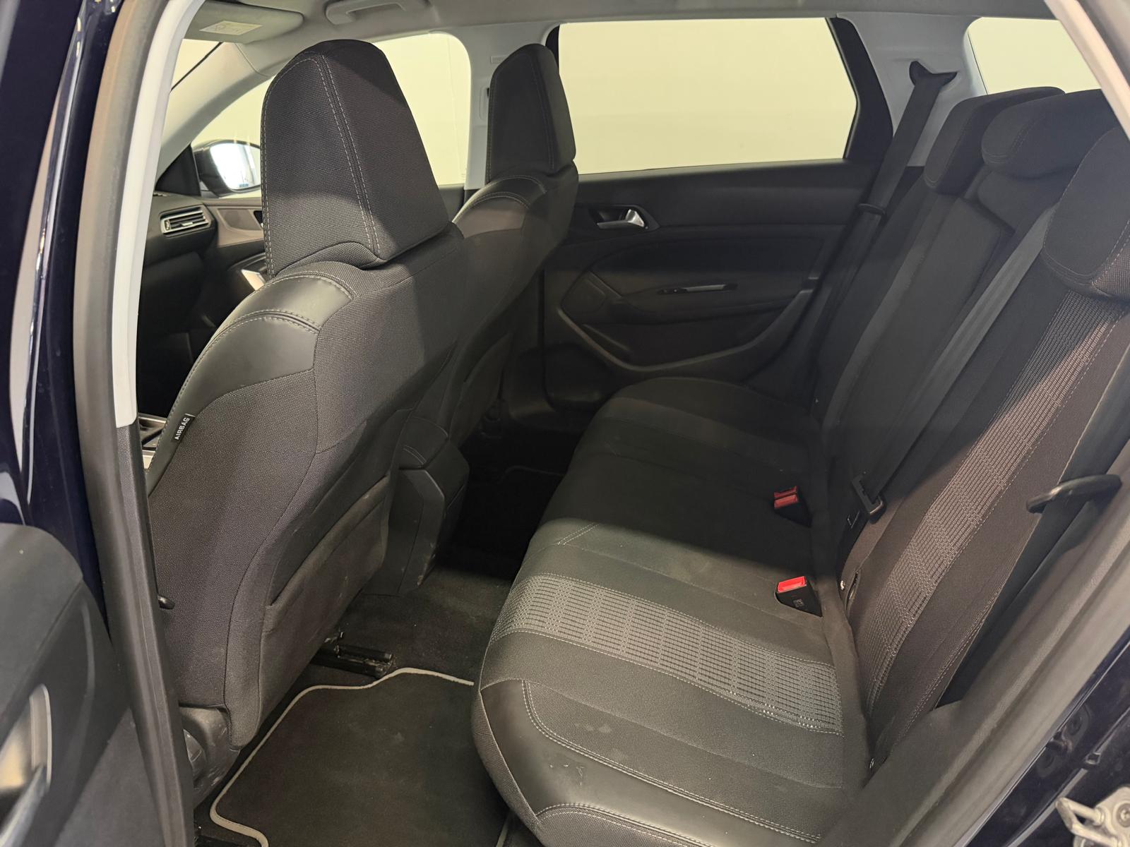PEUGEOT 308 SW 1.2 THP Allure Automatic-image-16