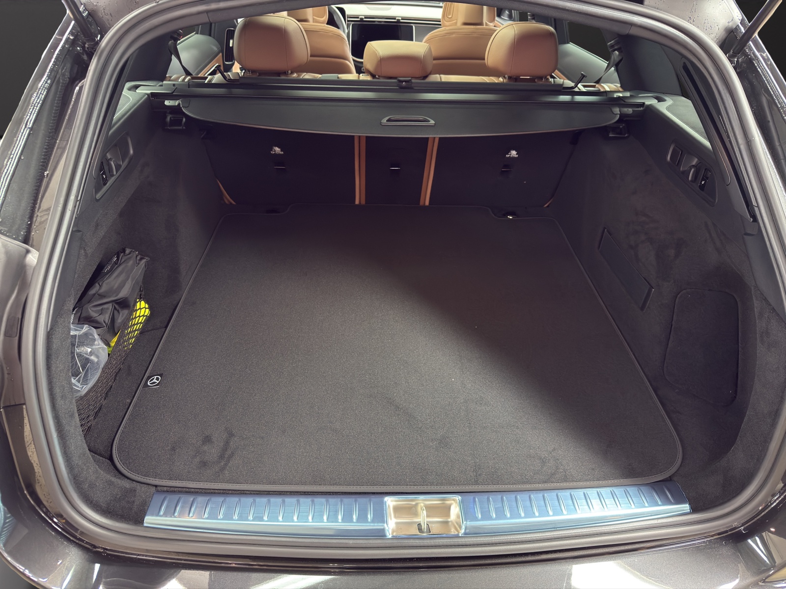 MERCEDES-BENZ E 220 d 4MATIC Station Wagon-image-8