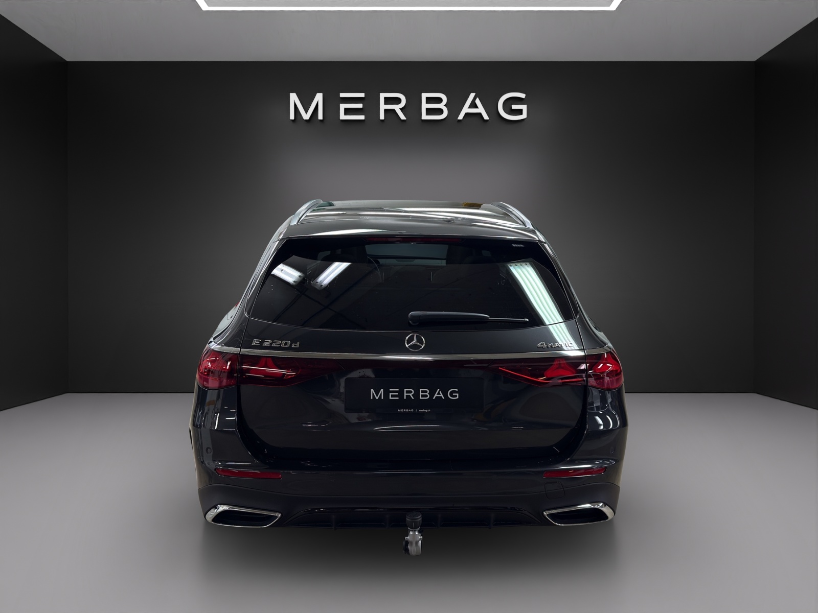 MERCEDES-BENZ E 220 d 4MATIC Station Wagon-image-3