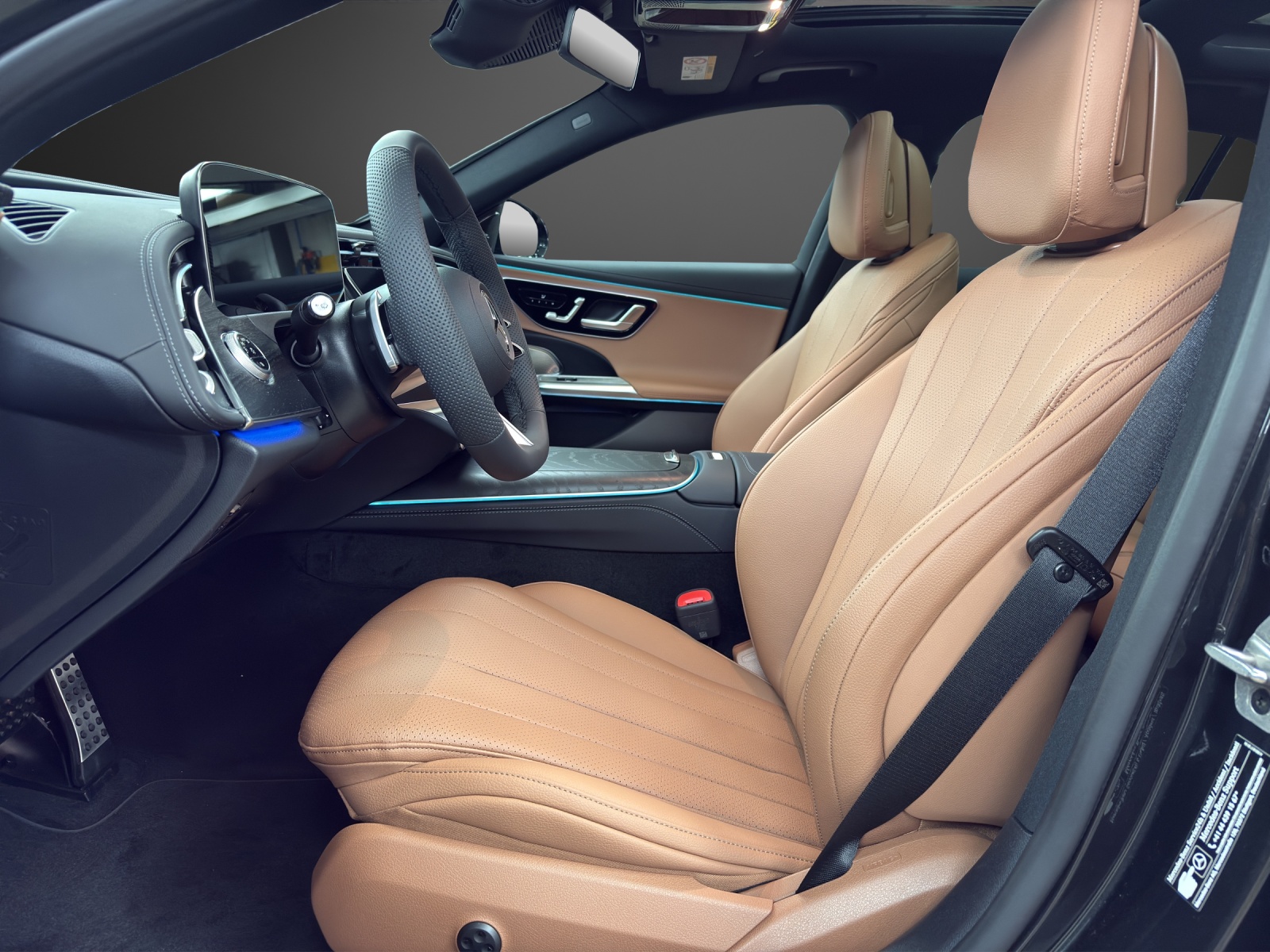 MERCEDES-BENZ E 220 d 4MATIC Station Wagon-image-9