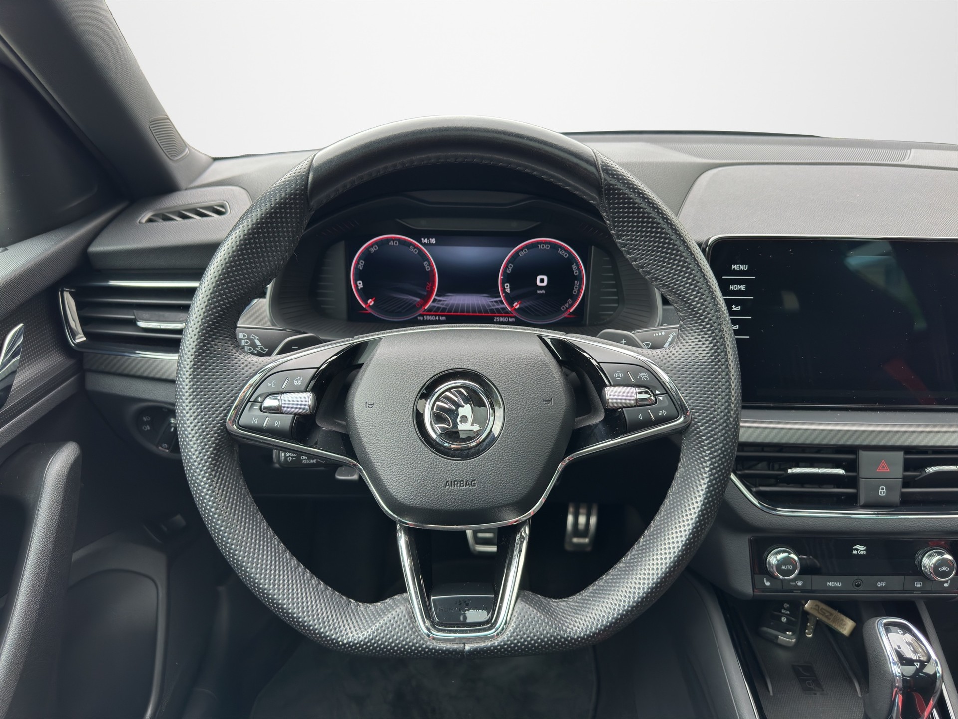 SKODA Kamiq 1.5 TSI Monte Carlo DSG-image-9