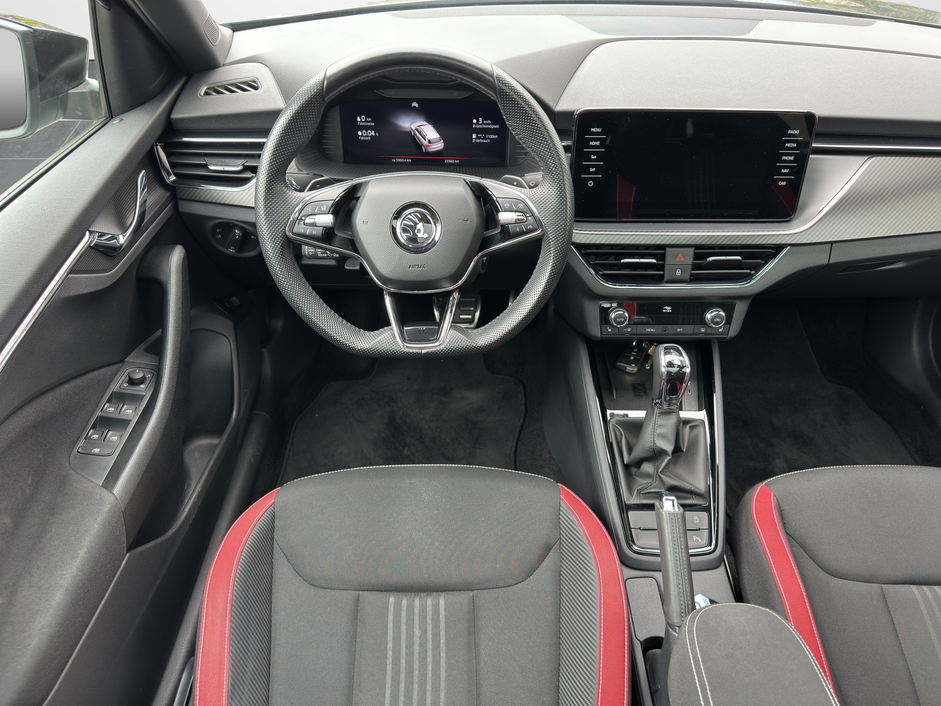 SKODA Kamiq 1.5 TSI Monte Carlo DSG-image-13