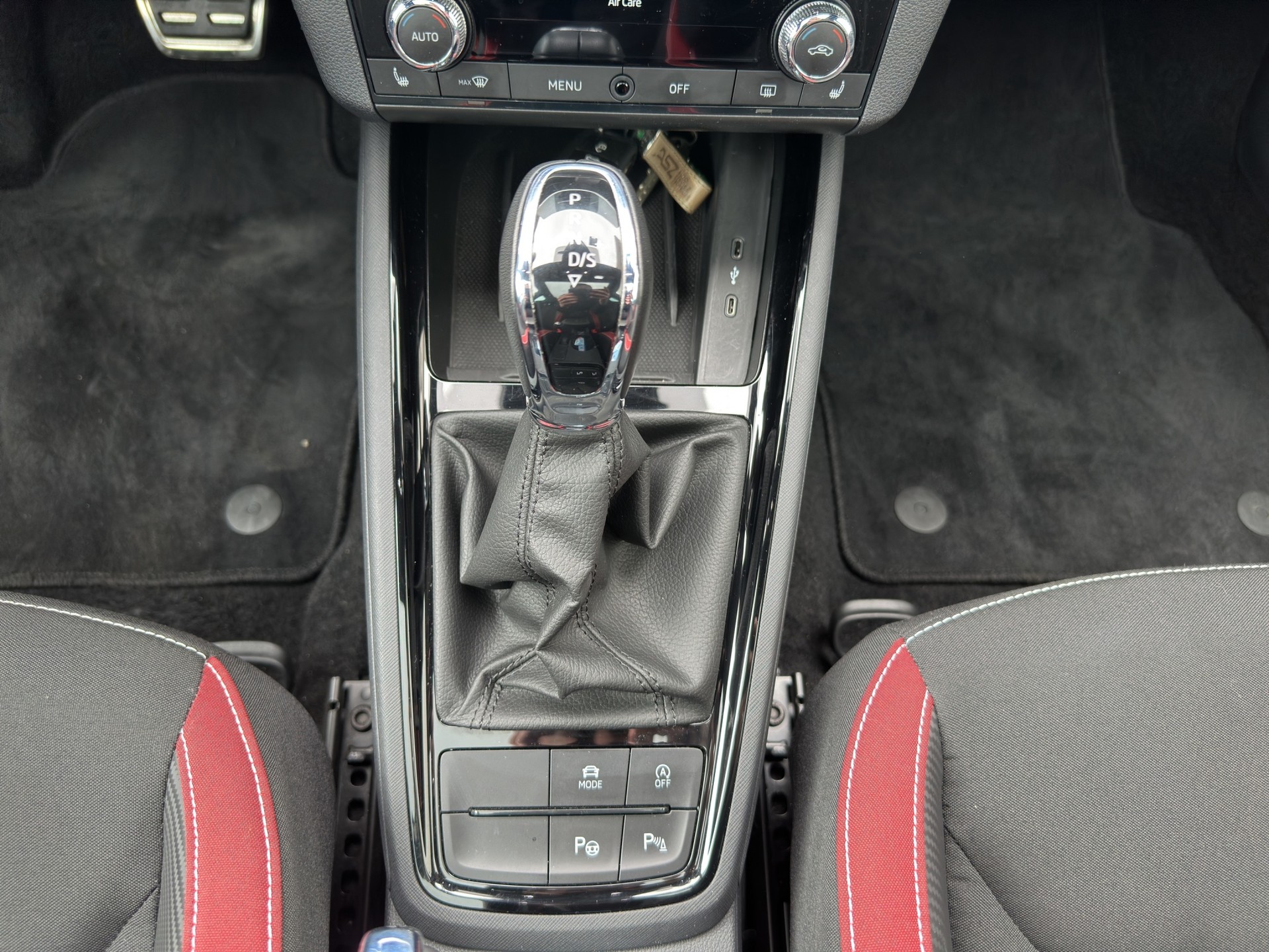 SKODA Kamiq 1.5 TSI Monte Carlo DSG-image-14