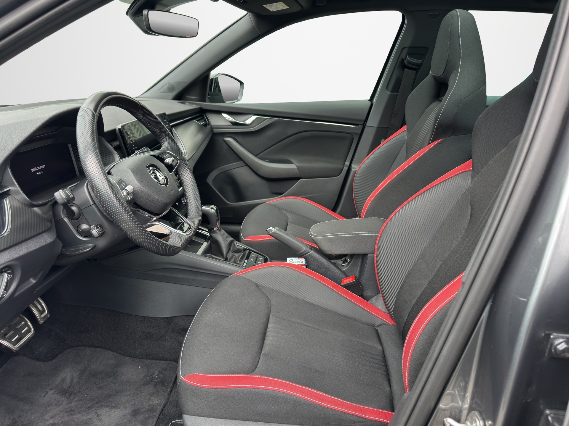 SKODA Kamiq 1.5 TSI Monte Carlo DSG-image-8