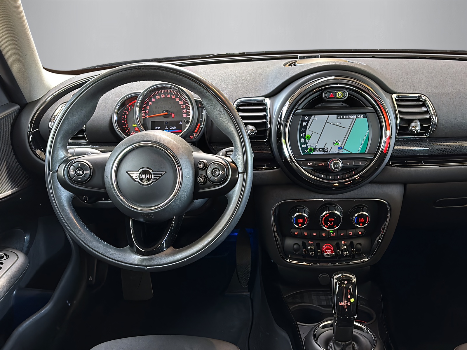 MINI Clubman F54 2.0i Cooper S ALL4-image-4