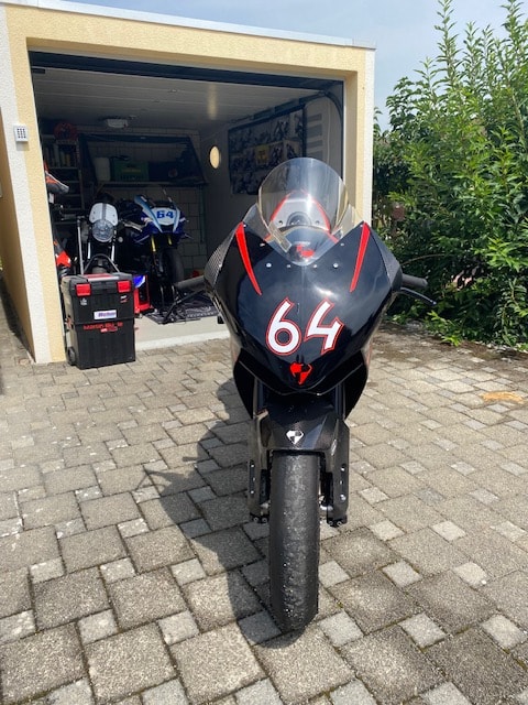 KRÄMER Rennmotorrad GP2R-image-3