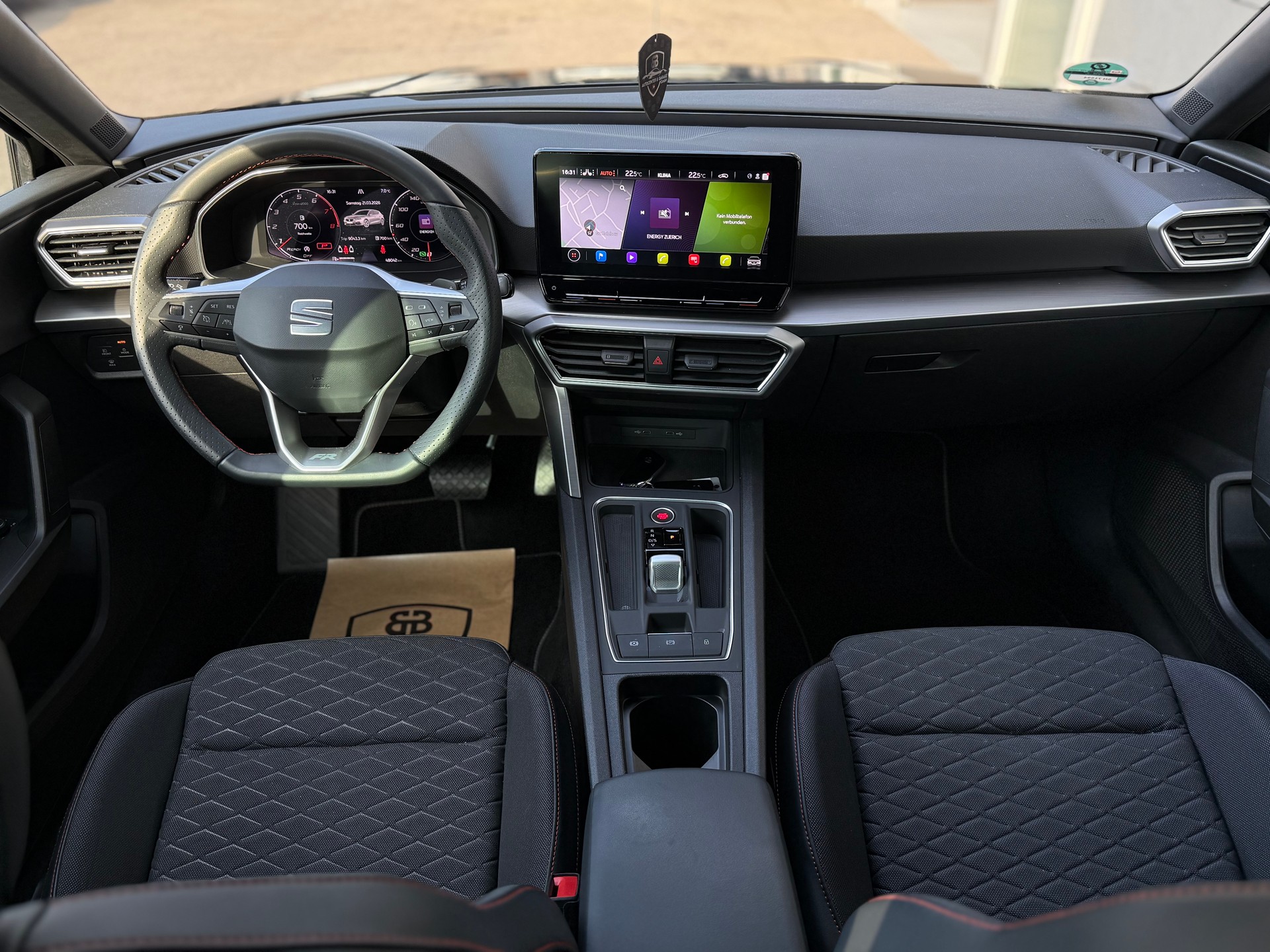 SEAT Leon 1.5 eTSI mHEV DSG FR °° 5 Jahre / 100'000 KM Seat Hersteller Garantie °°-image-13