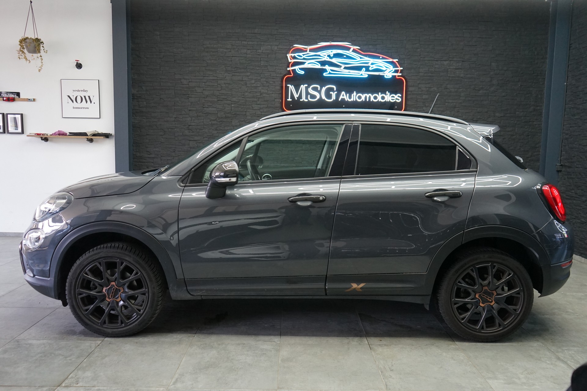 FIAT 500X 1.4T Cross 4x4 Automatic-showroom-element-1