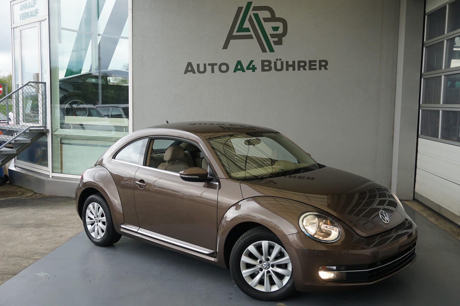 VW Beetle 1.2 TSI BMT Design Coupé 6-Gang-image-1