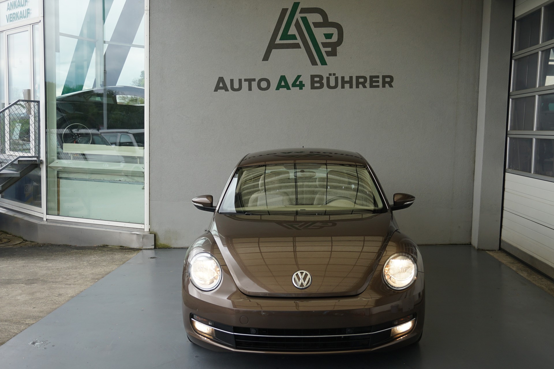VW Beetle 1.2 TSI BMT Design Coupé 6-Gang-image-8