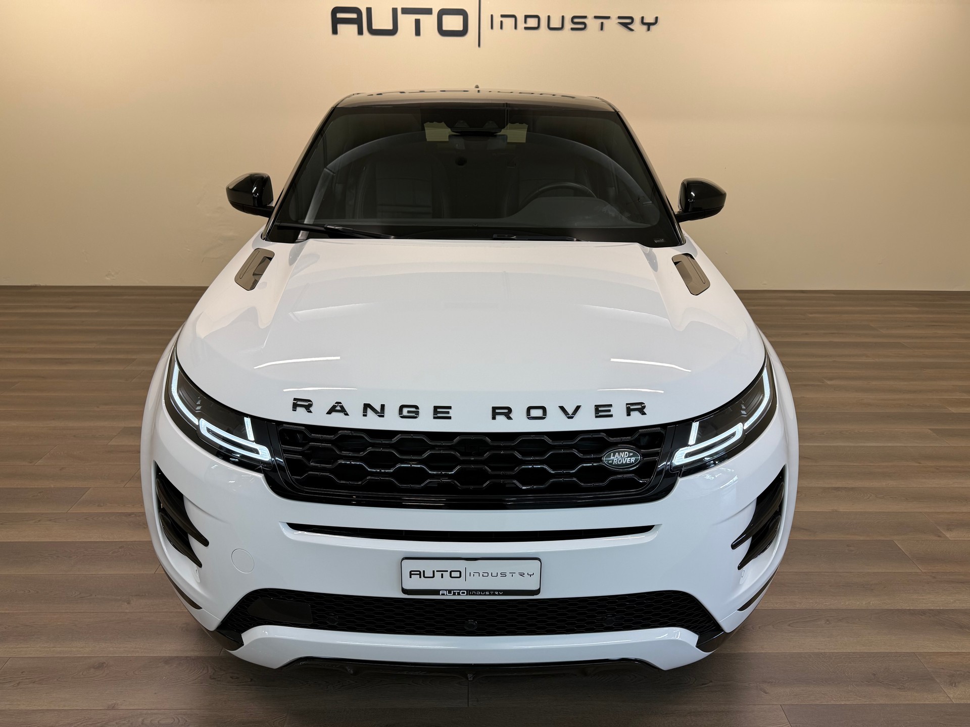 LAND ROVER Range Rover Evoque R-Dynamic D 240 AT9-image-7