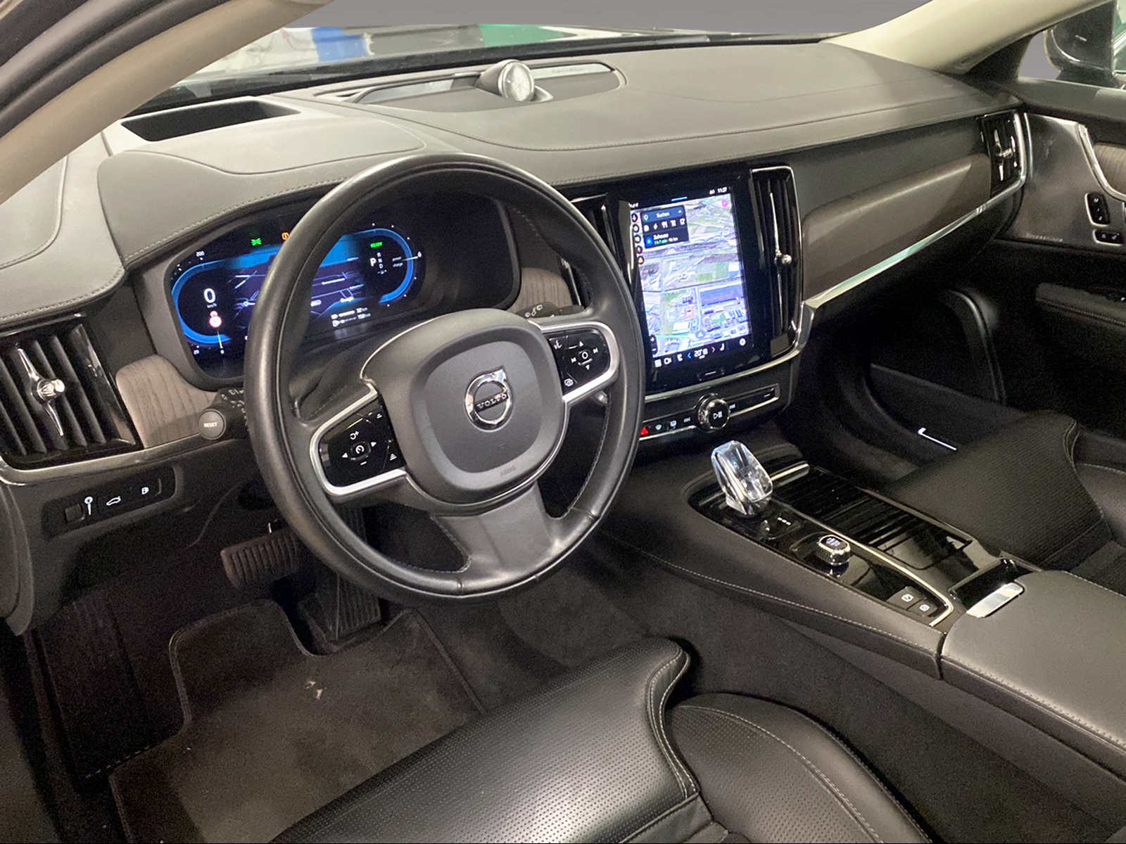 VOLVO V90 2.0 T8 TE Inscription eAWD-image-5
