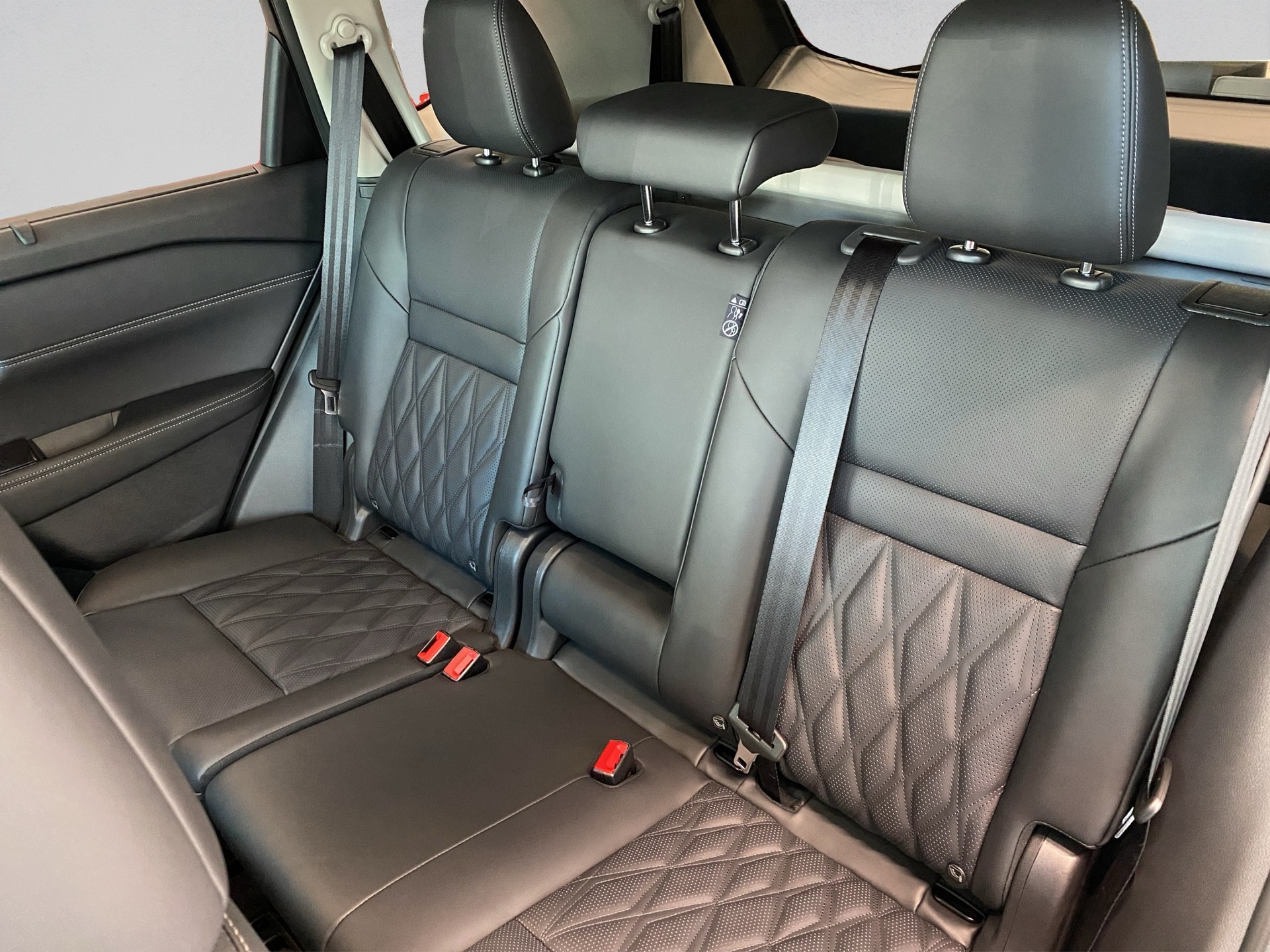 NISSAN X-Trail 1.5 VC-T e-Power 4WD 7 Sitze Tekna+-image-11