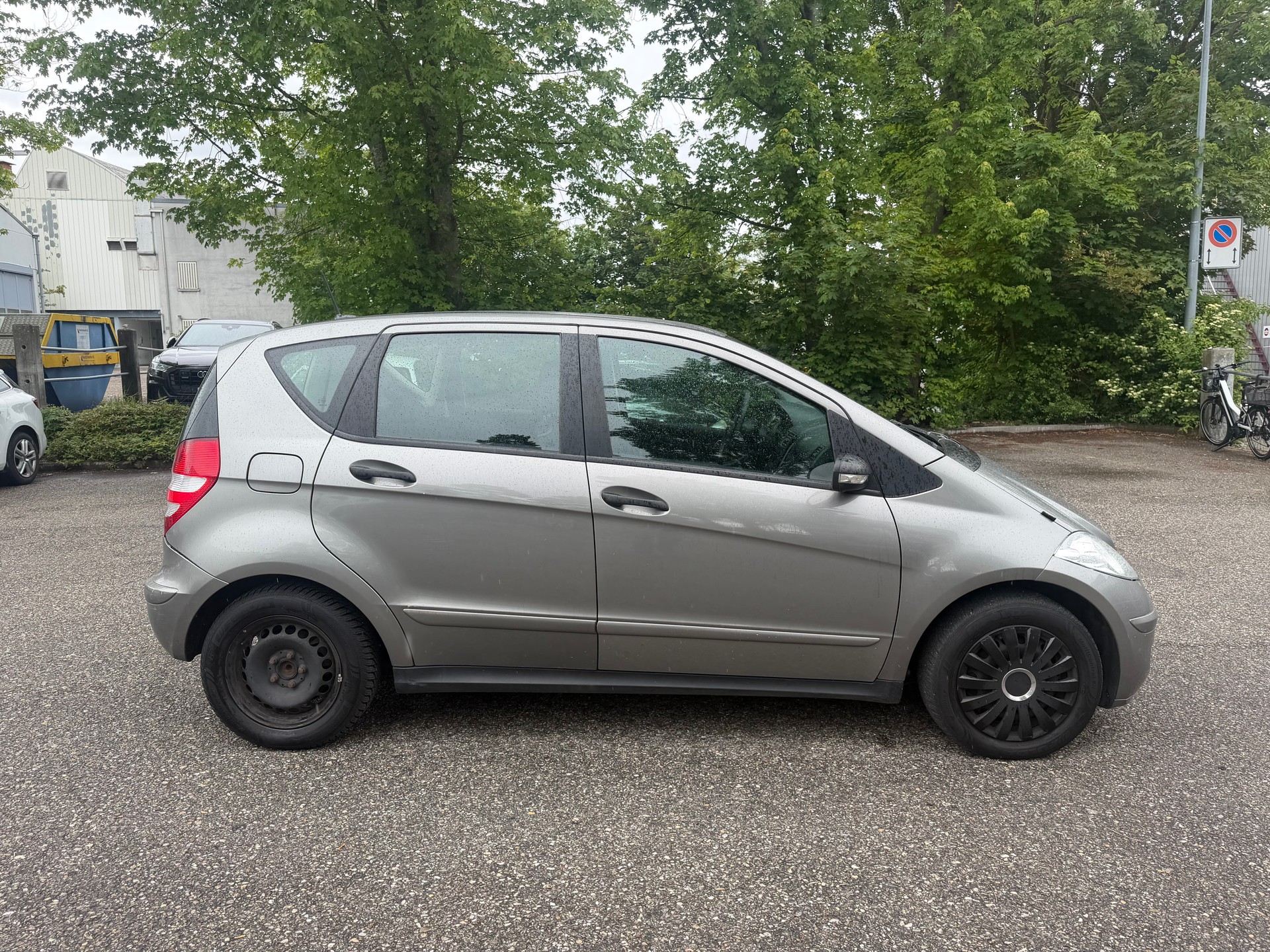 MERCEDES-BENZ A 170 Elégance Edition A * Klimaanlage * Tempomat * 06x Airbag * AHK 1300Kg * Letzte MFK 03.2025-image-9