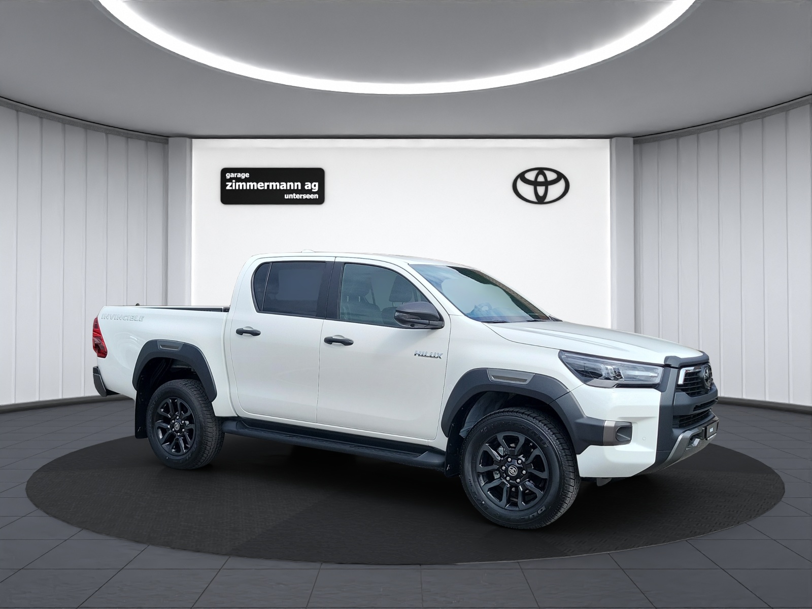 TOYOTA Hilux Double Cab.-Pick-up 2.8 Invincible AWD-showroom-element-3
