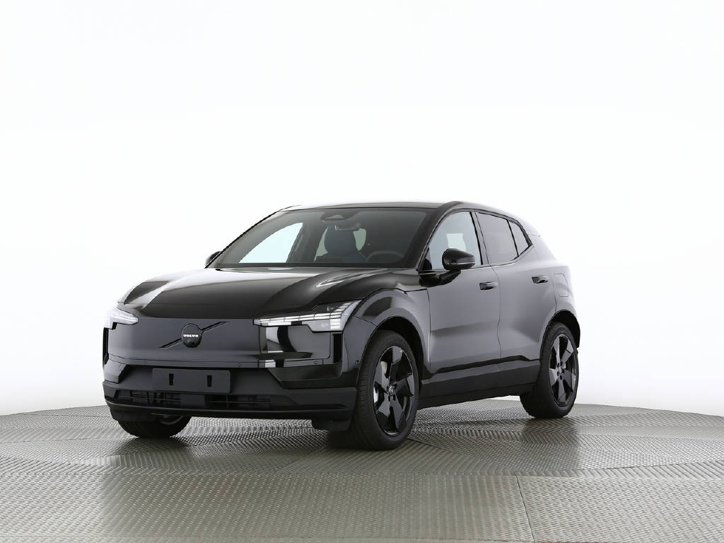 VOLVO EX 30 P8 Twin Ultra Black Edition AWD-image-0