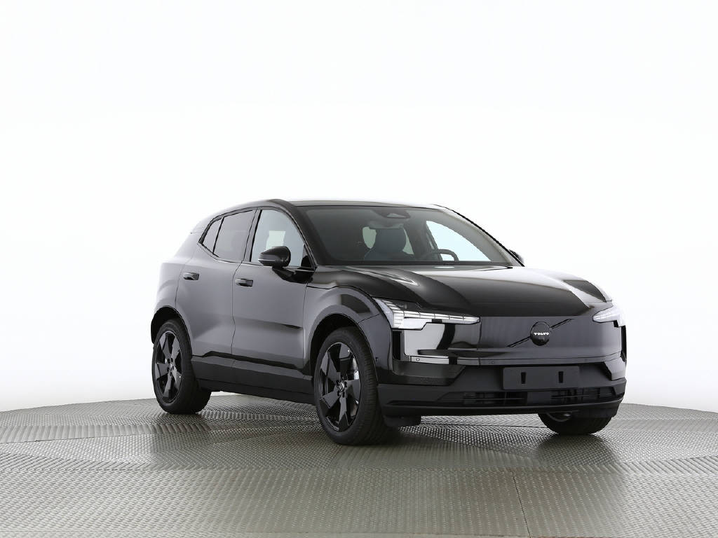 VOLVO EX 30 P8 Twin Ultra Black Edition AWD-image-14