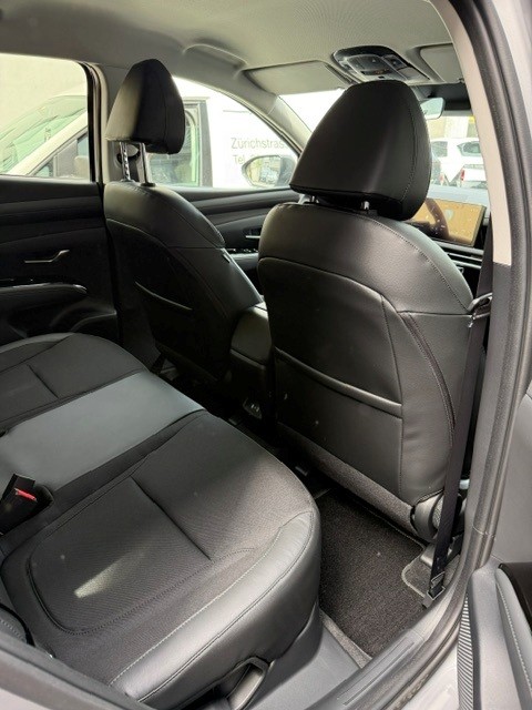HYUNDAI Tucson 1.6 T-GDi HEV Amplia 4WD-image-14