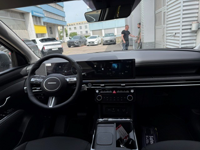 HYUNDAI Tucson 1.6 T-GDi HEV Amplia 4WD-image-12