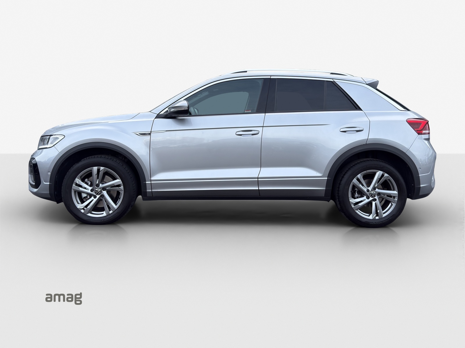 VW T-Roc 2.0 TSI R-Line DSG 4Motion-image-3
