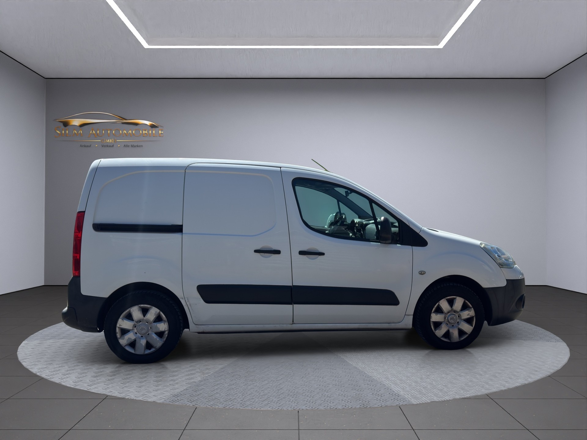 CITROEN Berlingo 1.6HDi 800L Komfort (Confort)-image-5