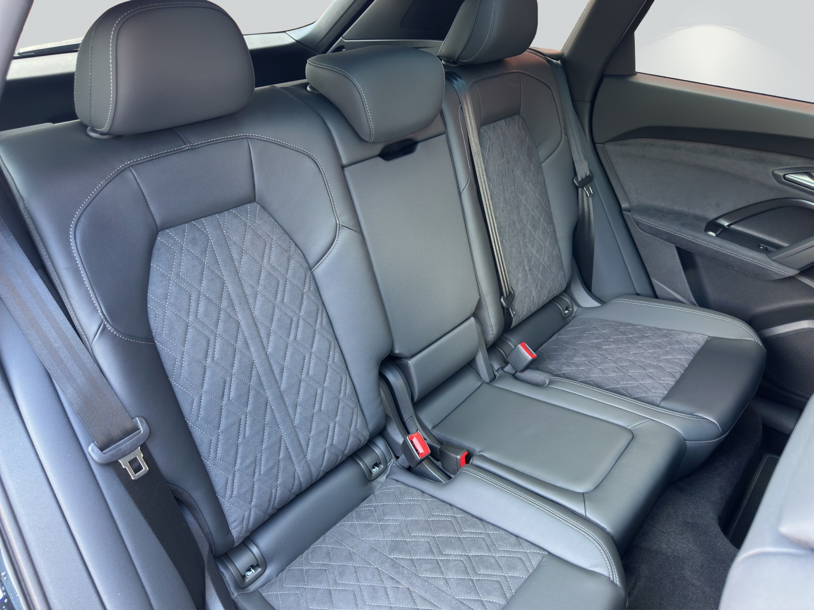 AUDI Q5 TDI quattro 150 kW S-tronic-image-8