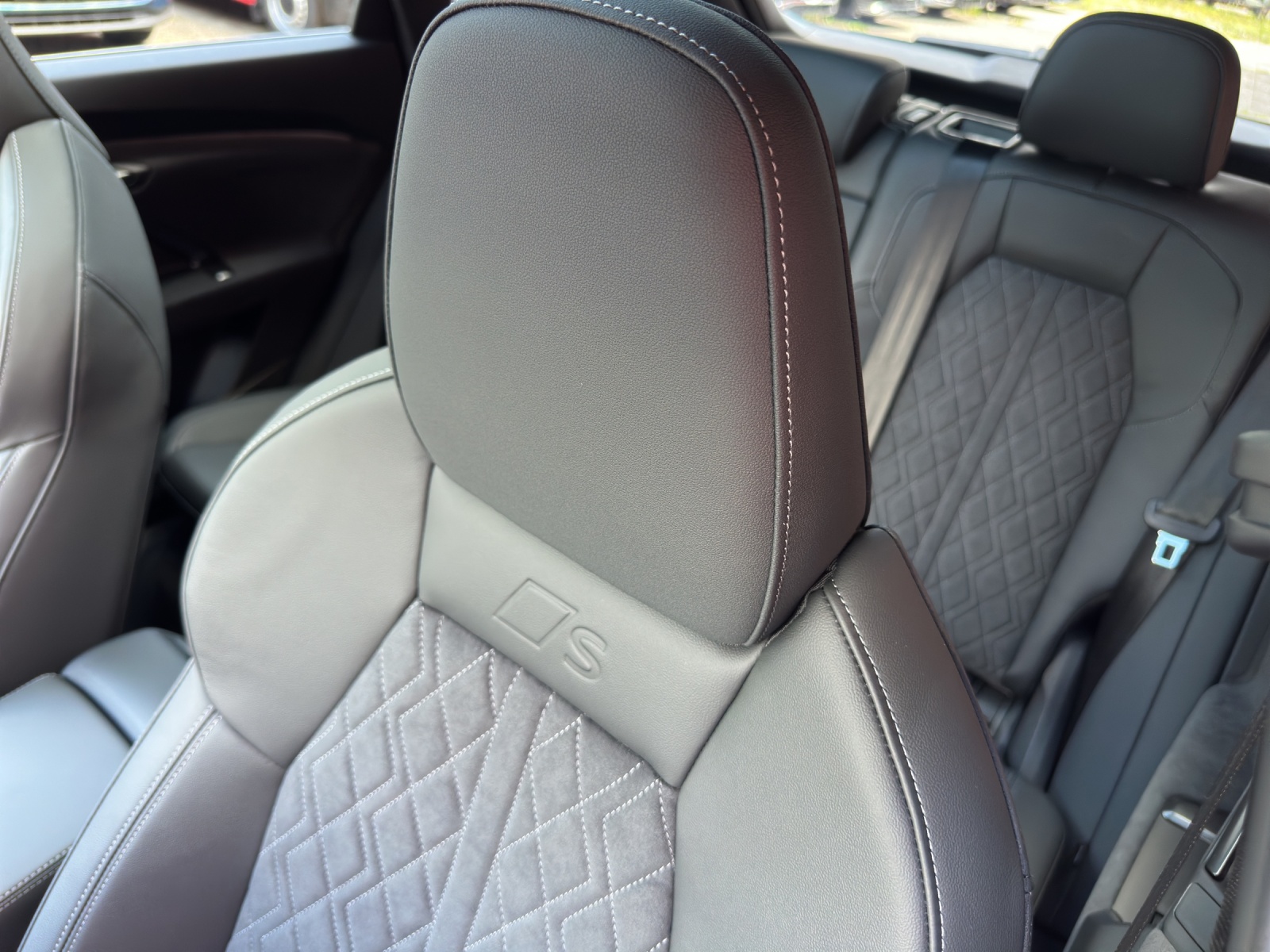 AUDI Q5 TDI quattro 150 kW S-tronic-image-13