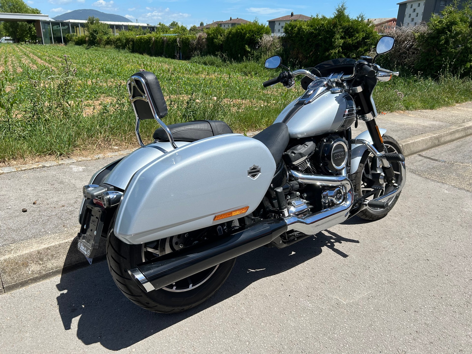 HARLEY-DAVIDSON FLSB Sport Glide Deluxe 107-image-2
