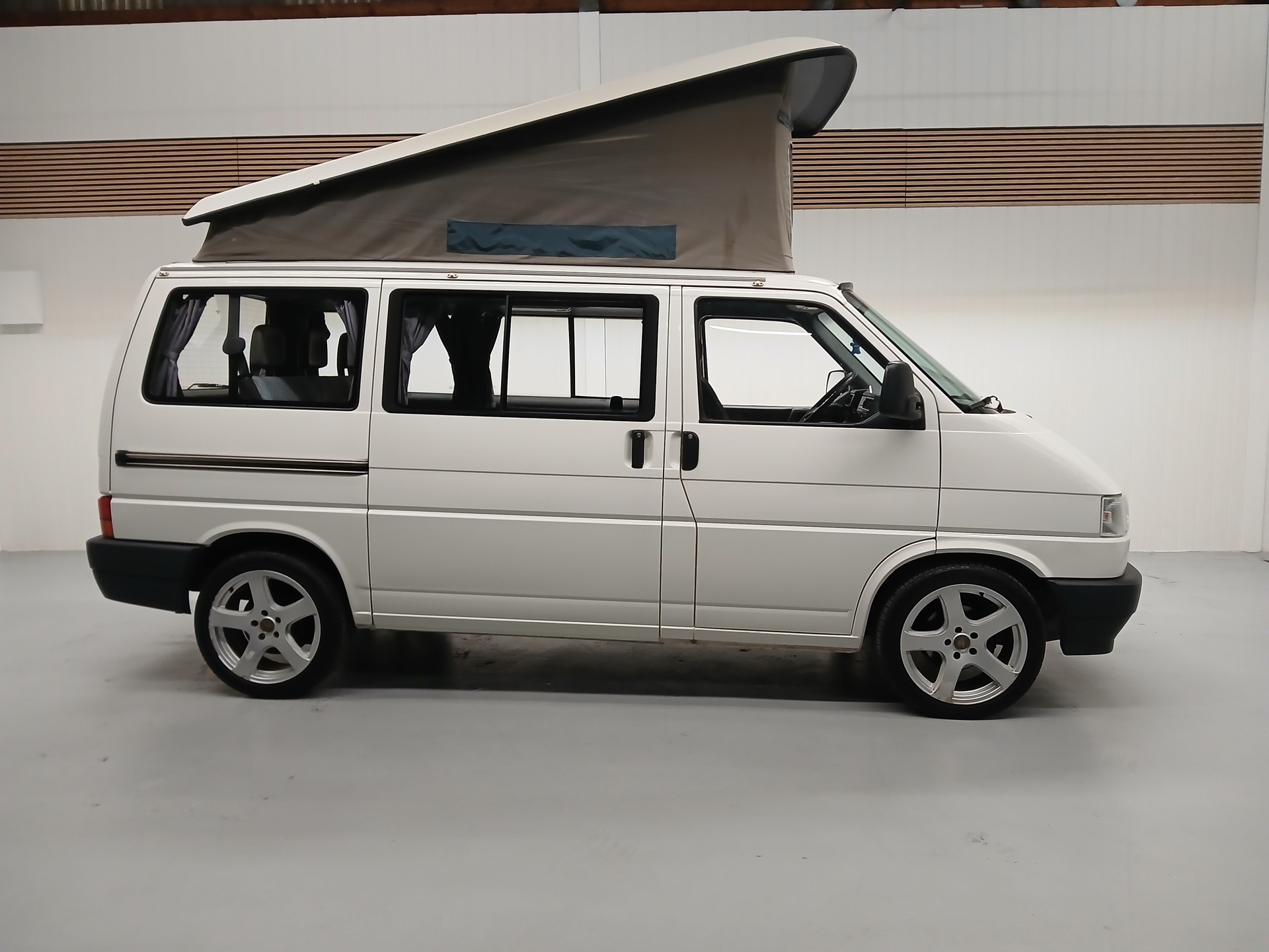 VW T4 Multivan 2.5-image-2