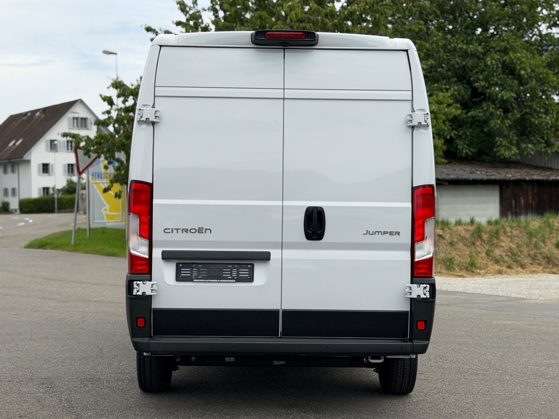 CITROEN Jumper 33 2.2 BlueHDi 140 L2H2-image-4