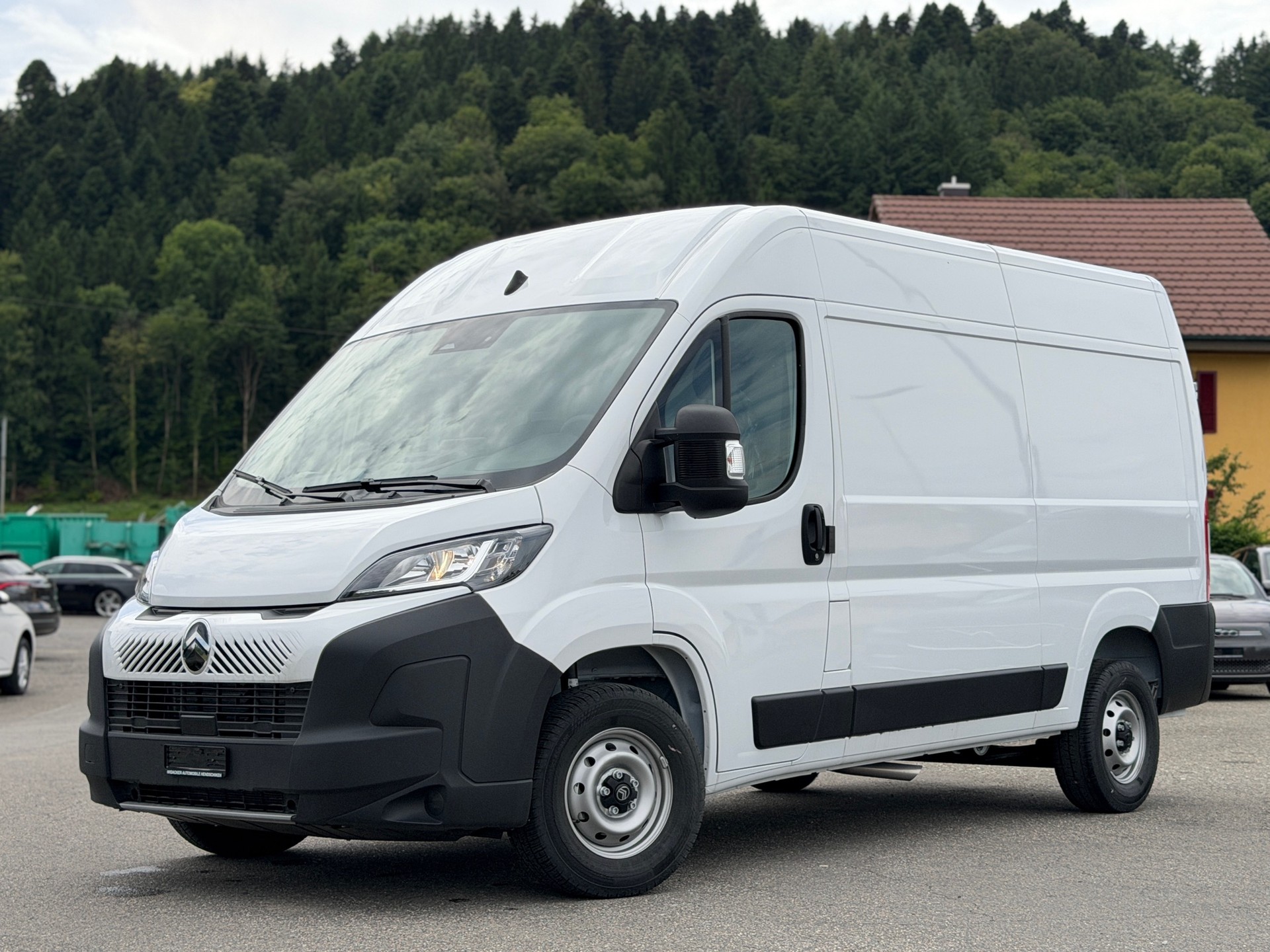 CITROEN Jumper 33 2.2 BlueHDi 140 L2H2-image-0