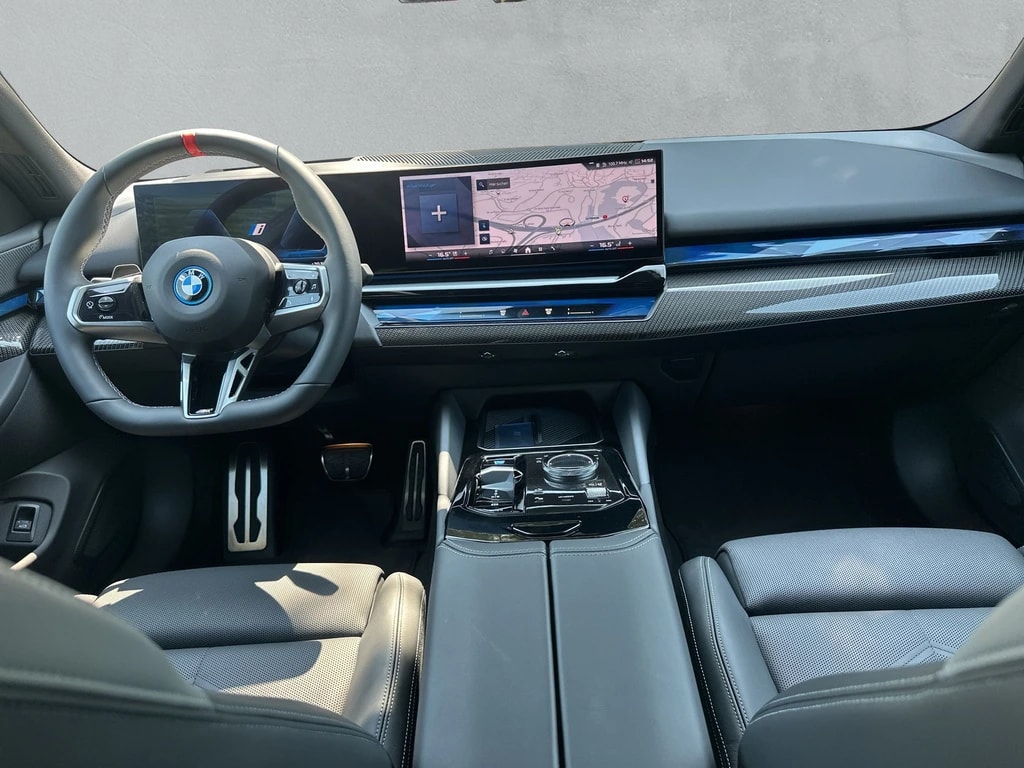 BMW i5 M60 xDrive M Sport Pro **Action de leasing à 0.9%** À vendre-image-12