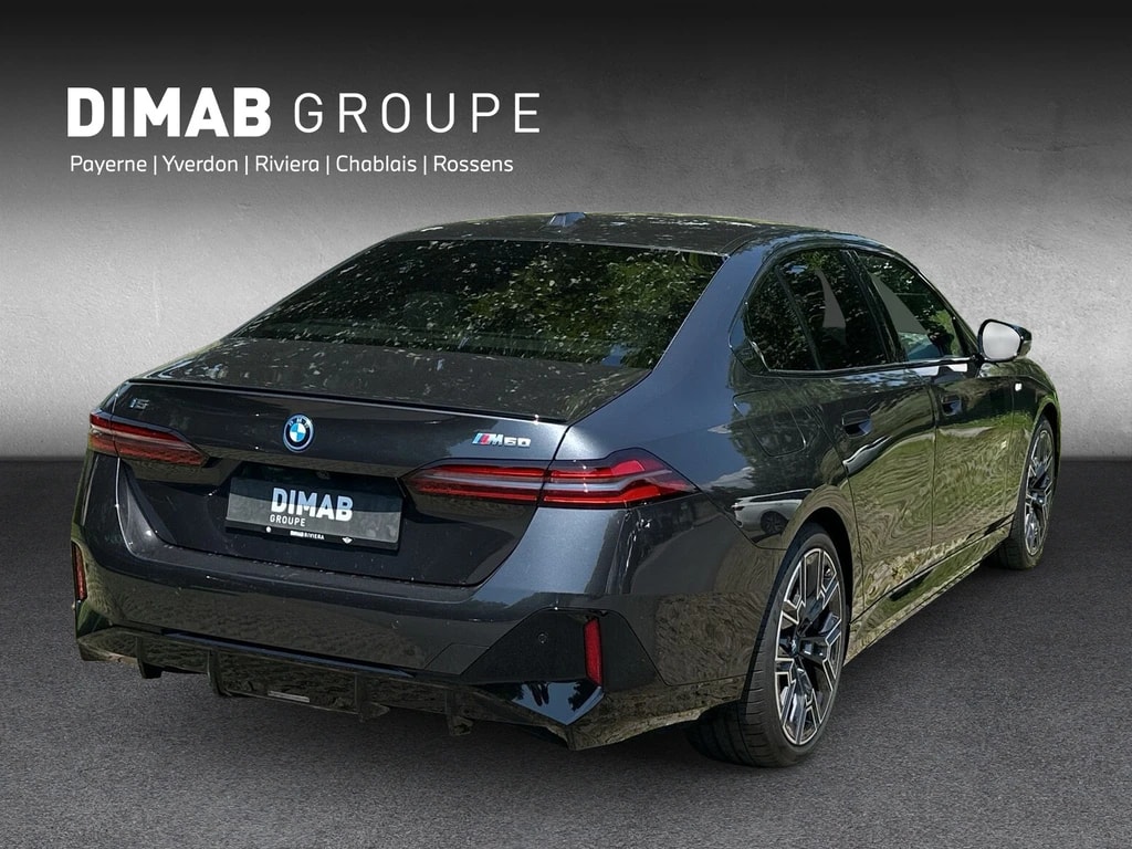 BMW i5 M60 xDrive M Sport Pro **Action de leasing à 0.9%** À vendre-image-4