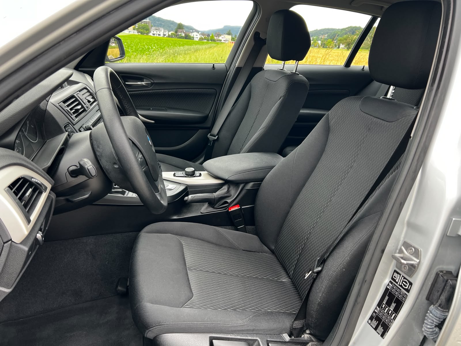 BMW 118d Steptronic-image-10