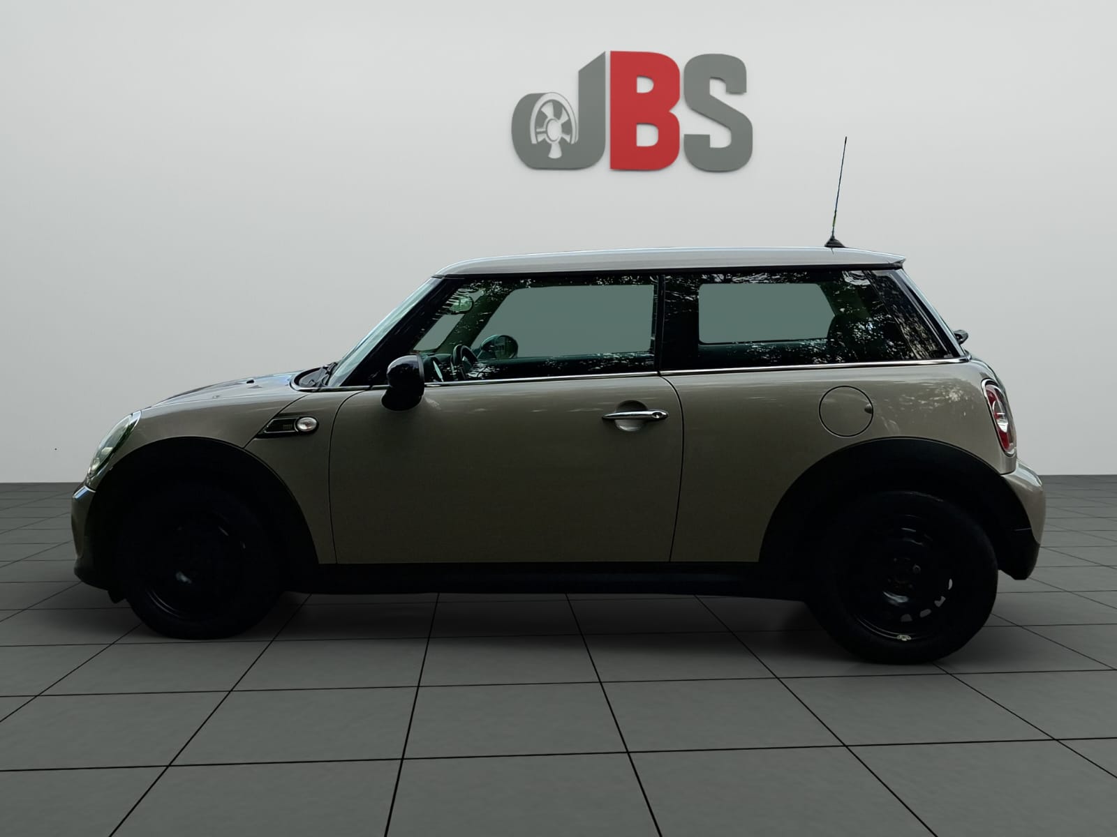MINI One-image-3