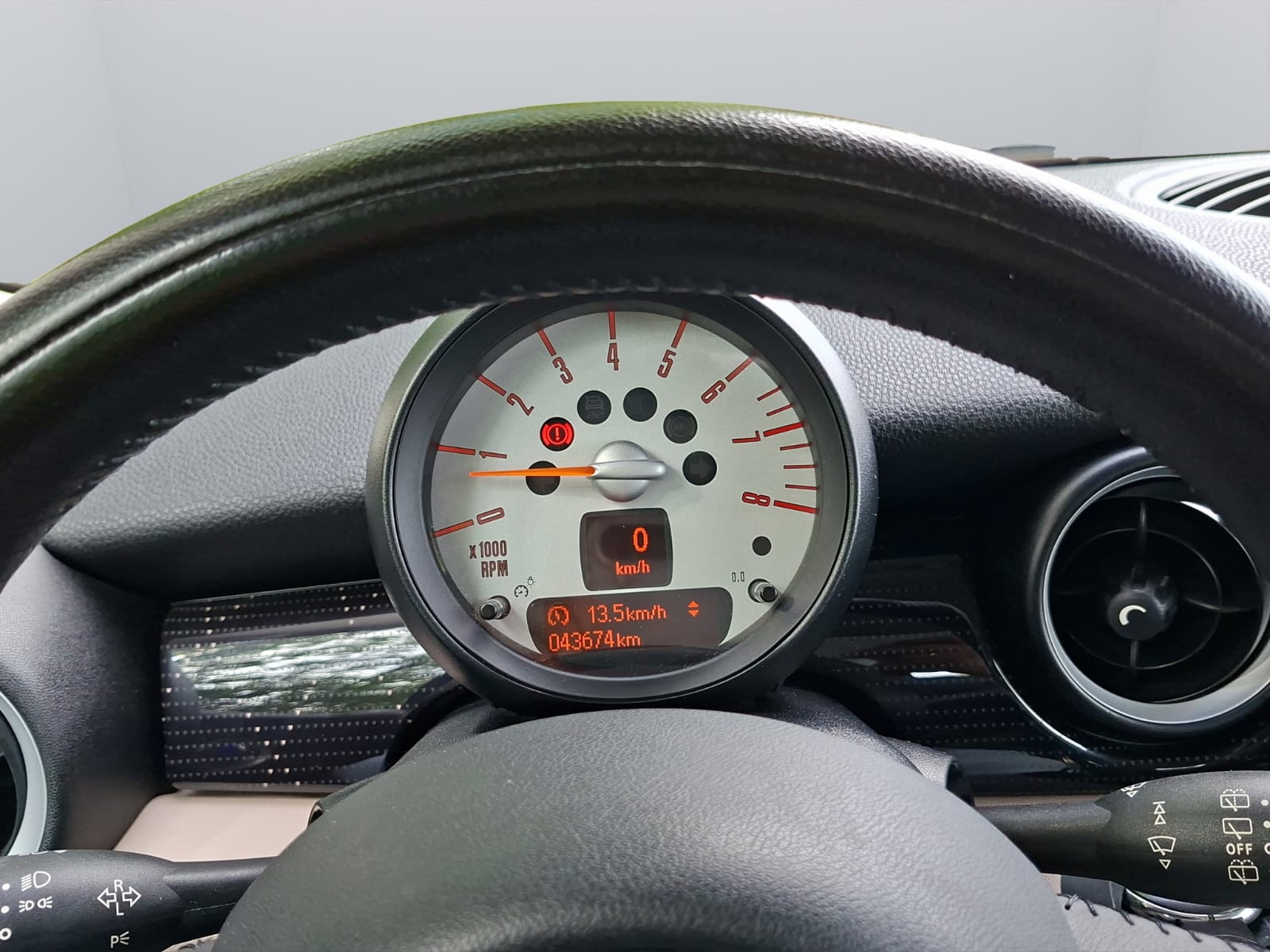 MINI One-image-15