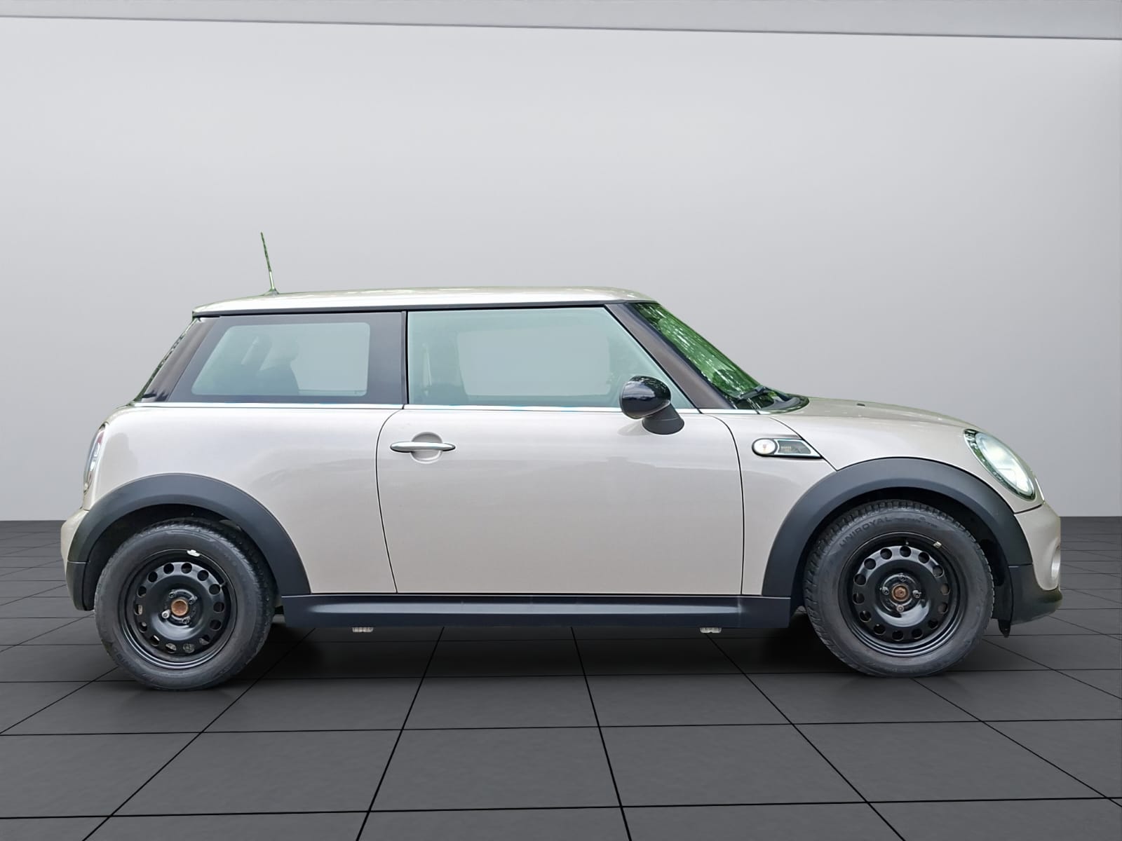 MINI One-image-8