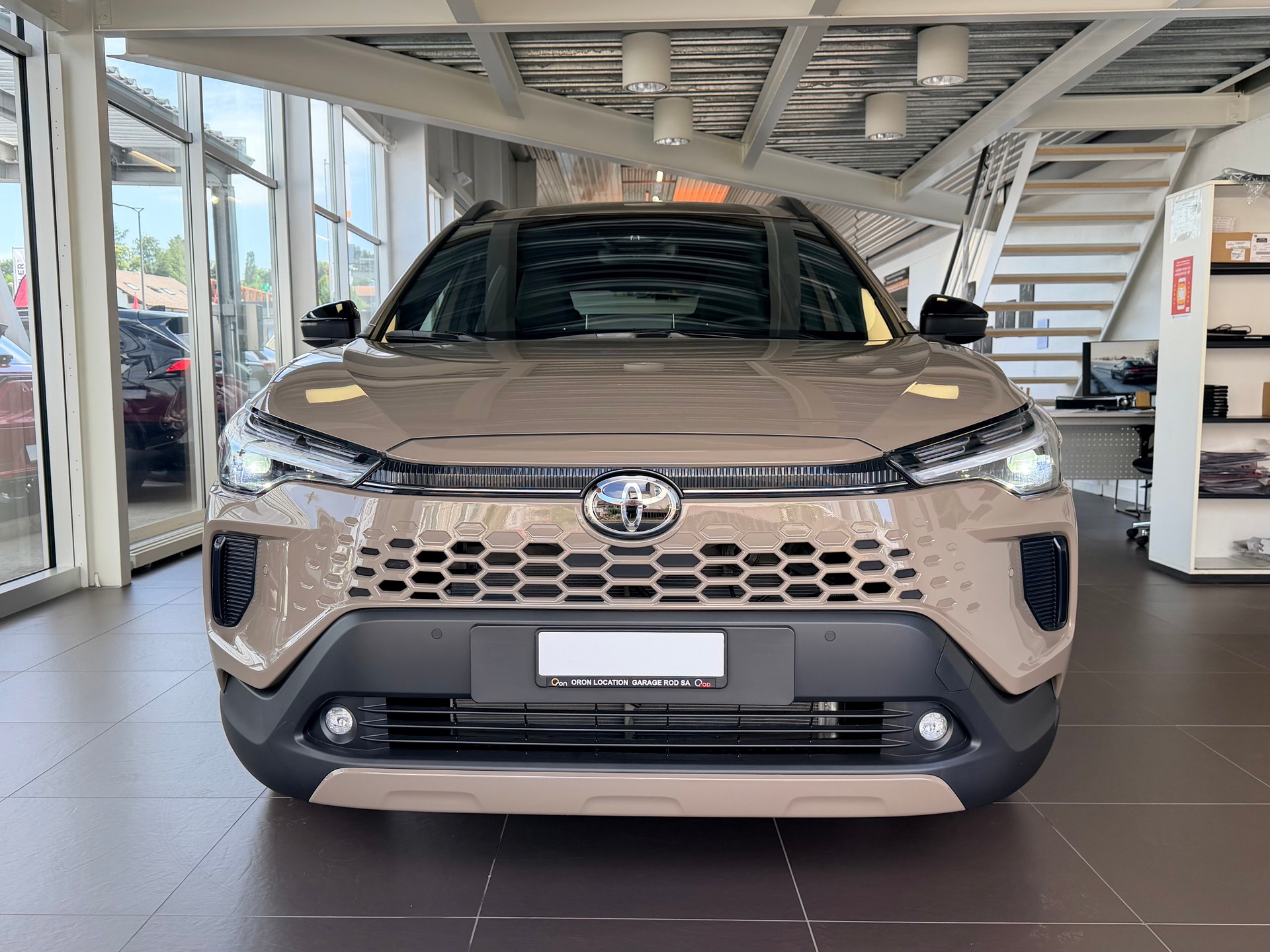 TOYOTA Corolla Cross 1.8 Trend e-CVT-image-1
