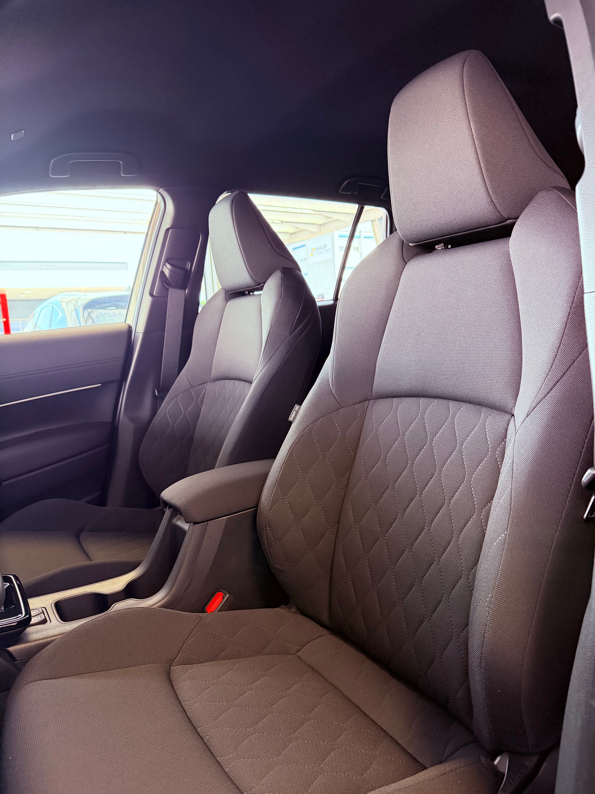 TOYOTA Corolla Cross 1.8 Trend e-CVT-image-13
