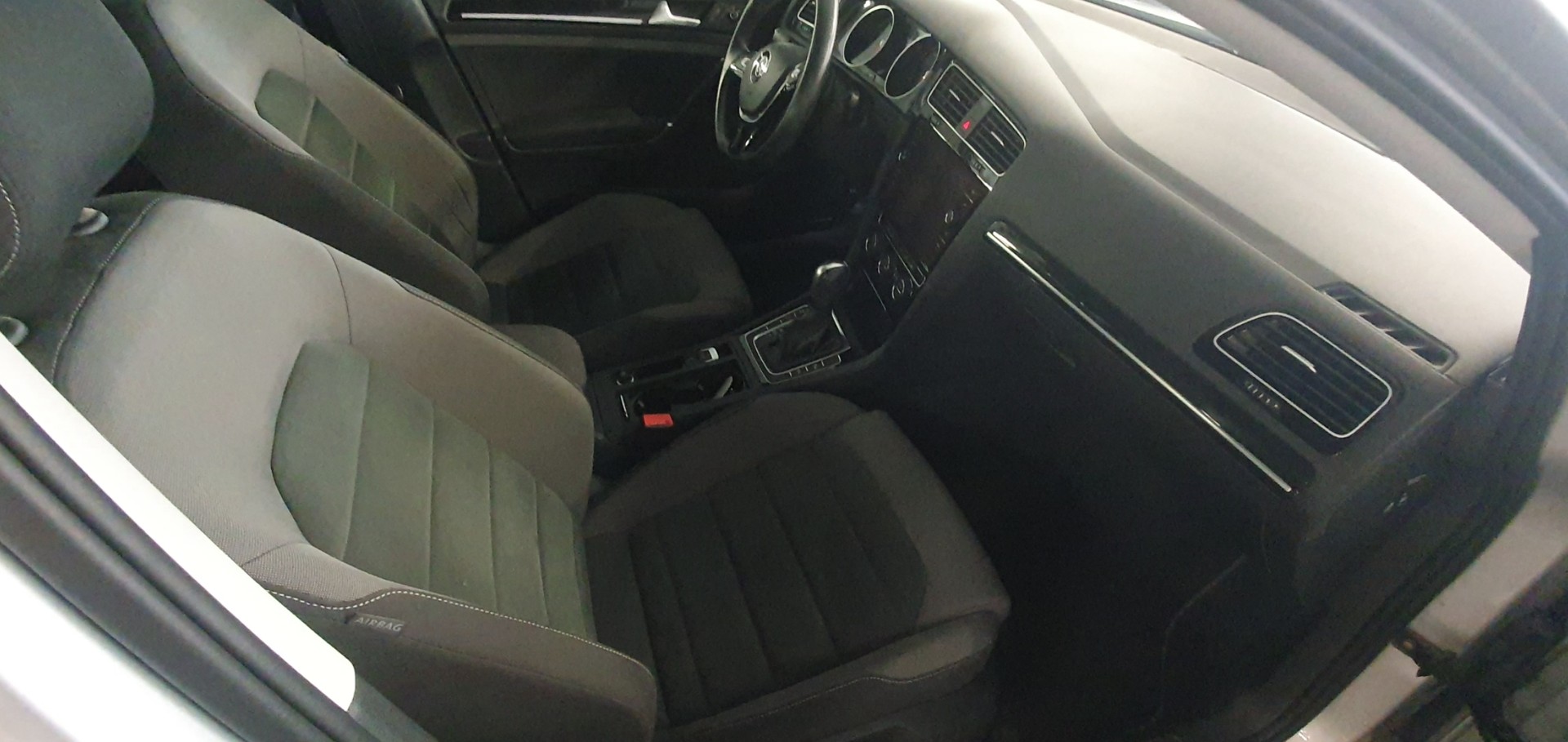 VW Golf 1.5 TSI EVO Highline DSG-image-11