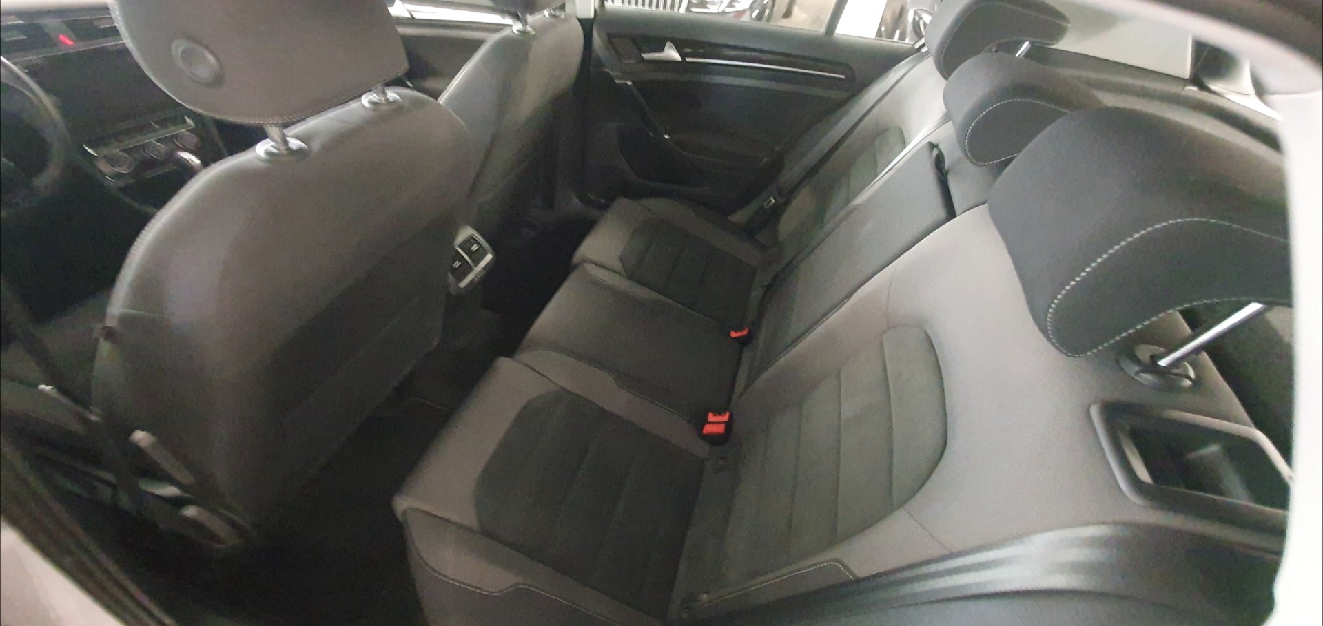 VW Golf 1.5 TSI EVO Highline DSG-image-13