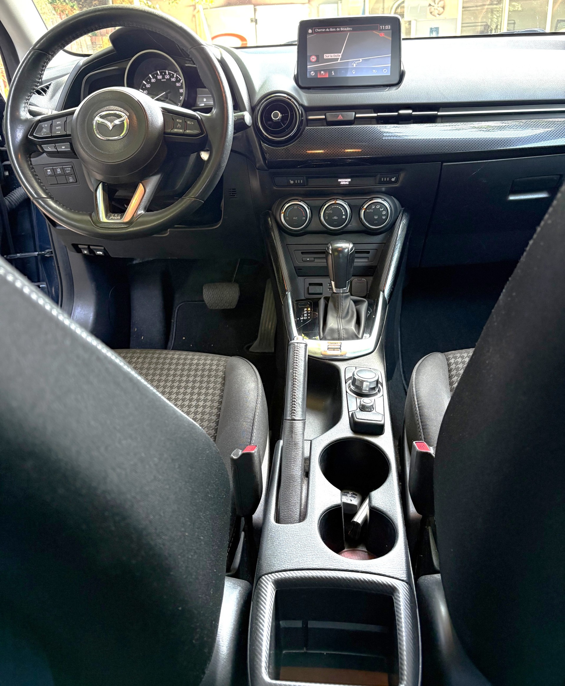 MAZDA 2 SKYACTIV-G 90 Ambition Plus Automat-image-8