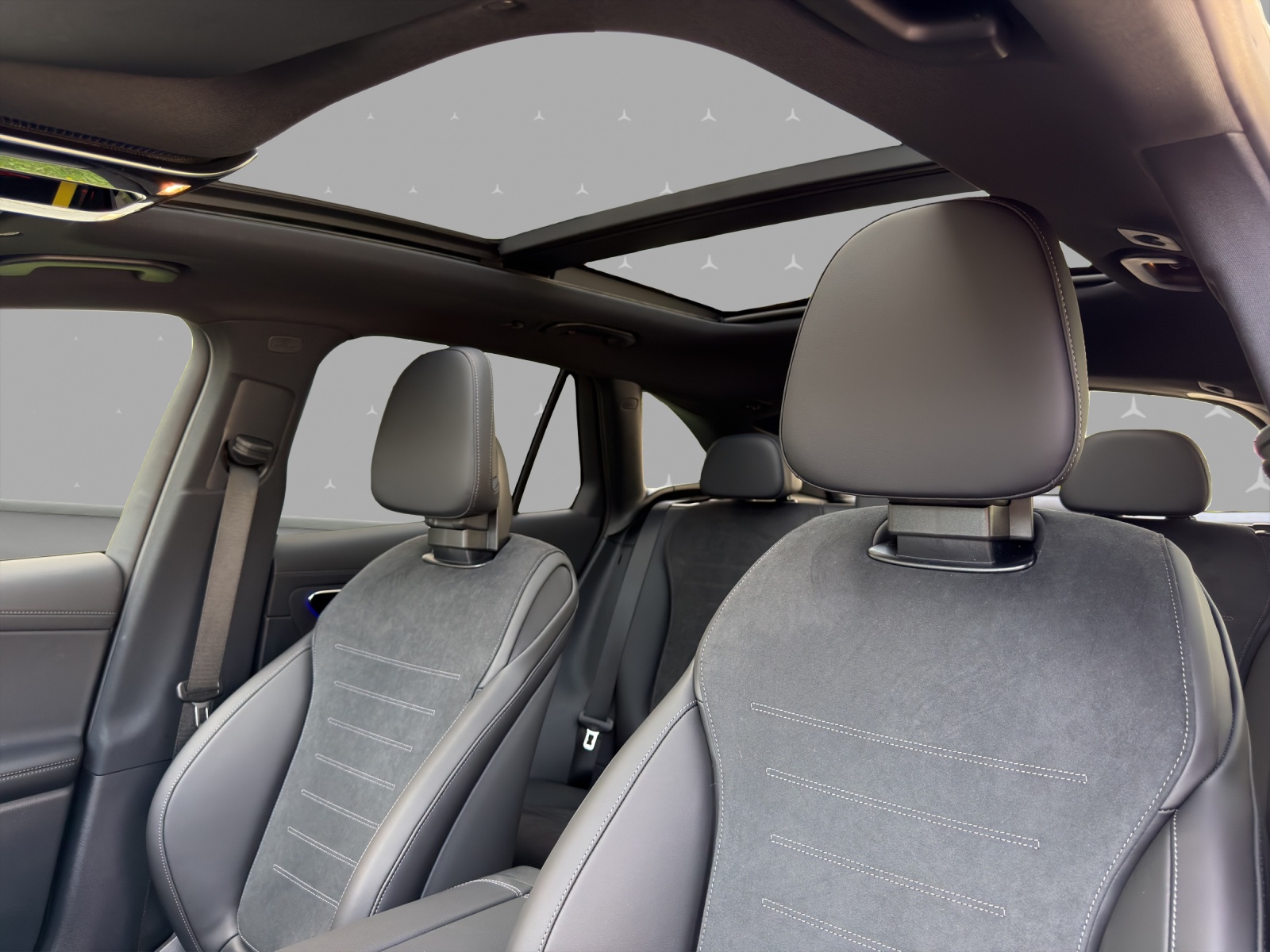MERCEDES-BENZ GLC 220 d 4Matic 9G-Tronic-image-8