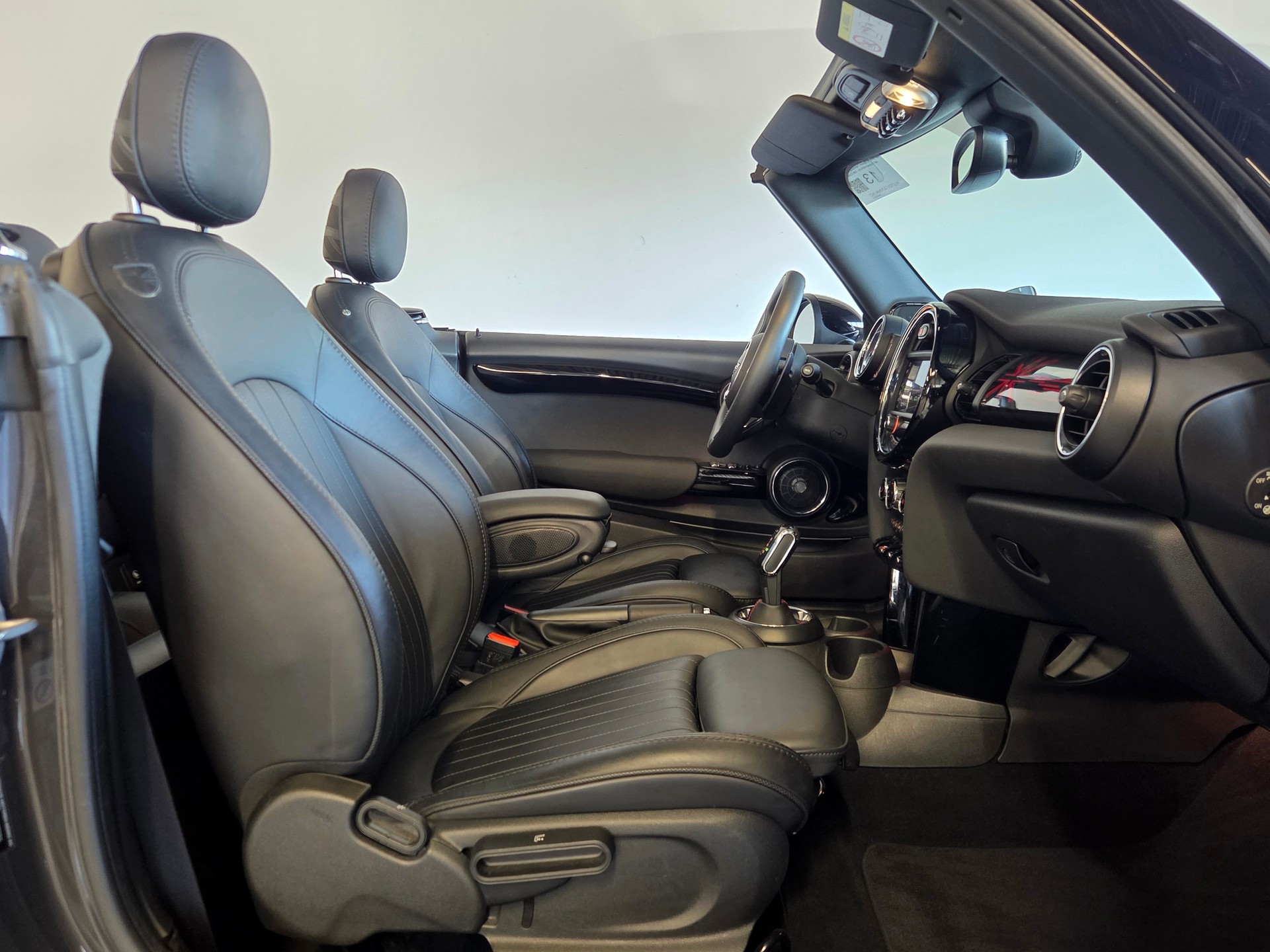 MINI Cabrio F57 2.0i Cooper S SDKG-image-16