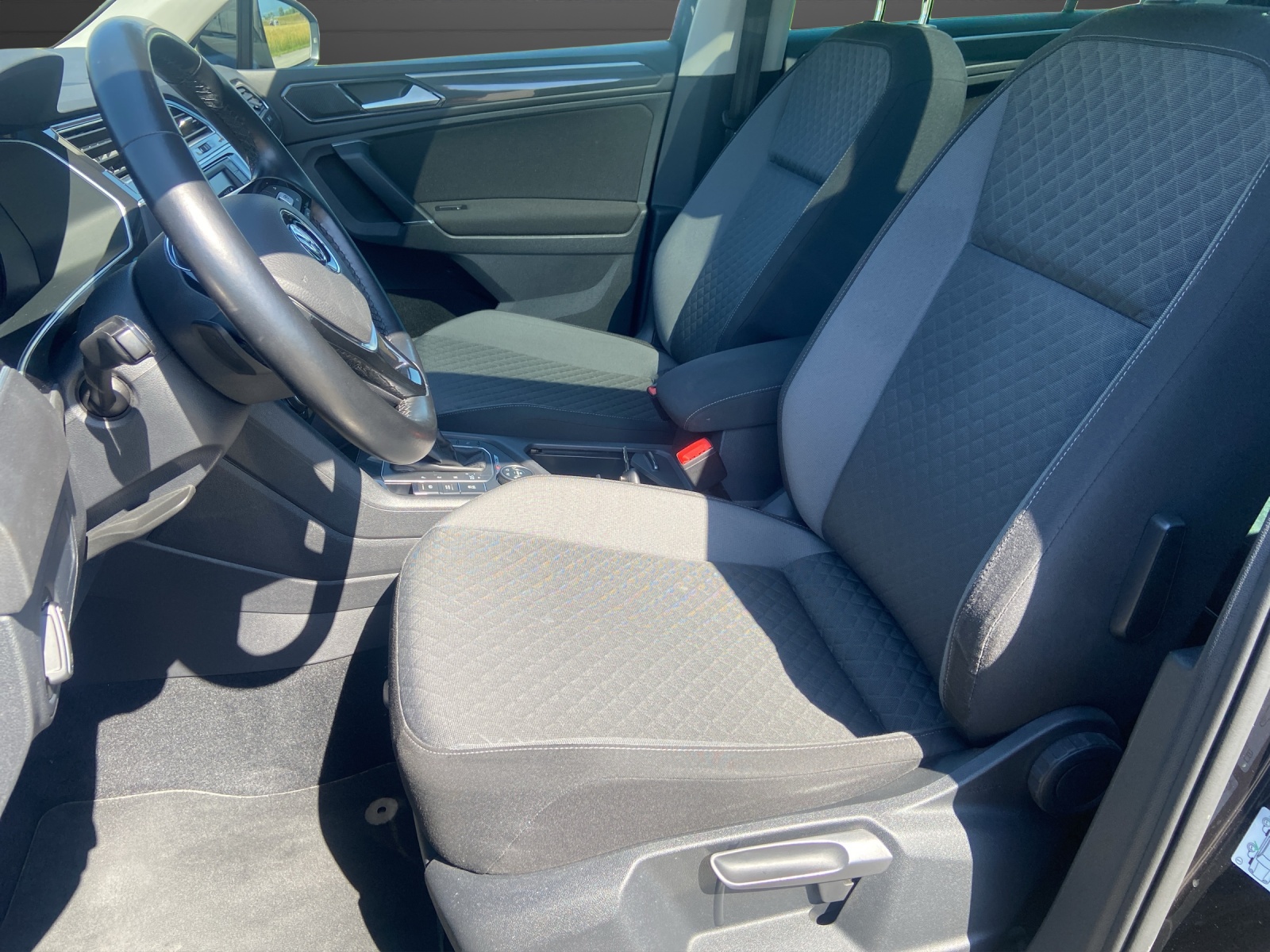 VW Tiguan 2.0TSI Comfortline 4Motion DSG-image-8