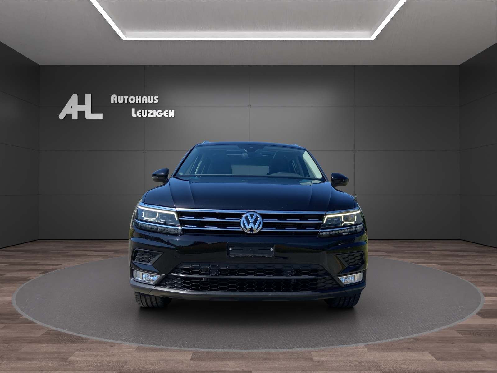 VW Tiguan 2.0TSI Comfortline 4Motion DSG-image-7