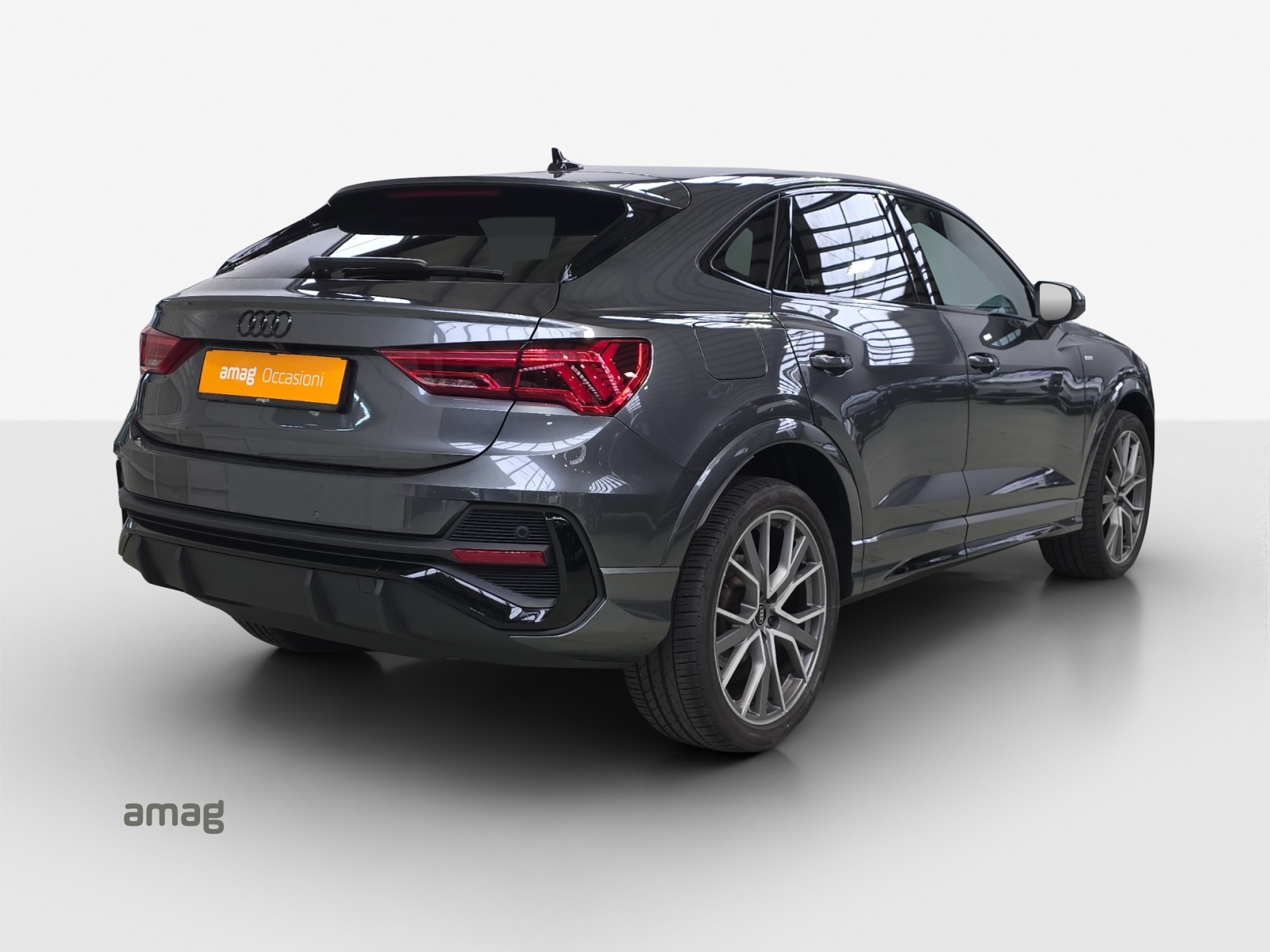 AUDI Q3 Sportback 35 TFSI S line Attraction S-tronic-image-4