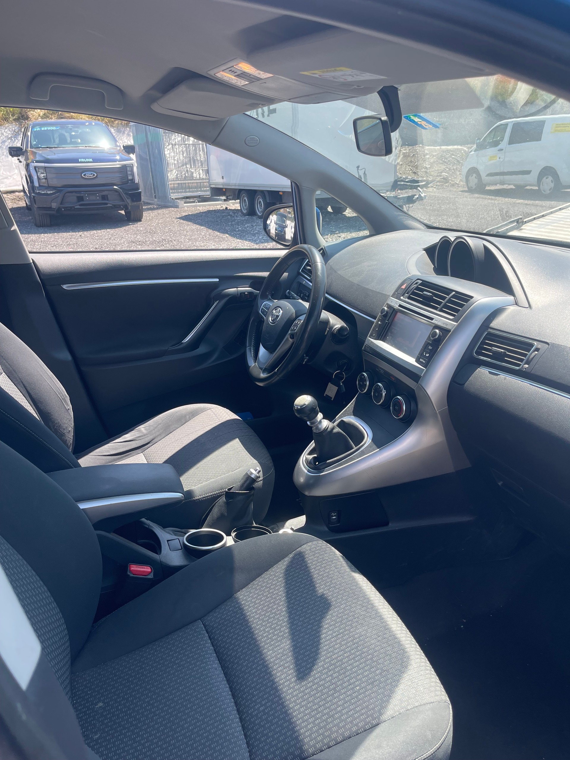 TOYOTA Verso 1.8 Luna-image-3