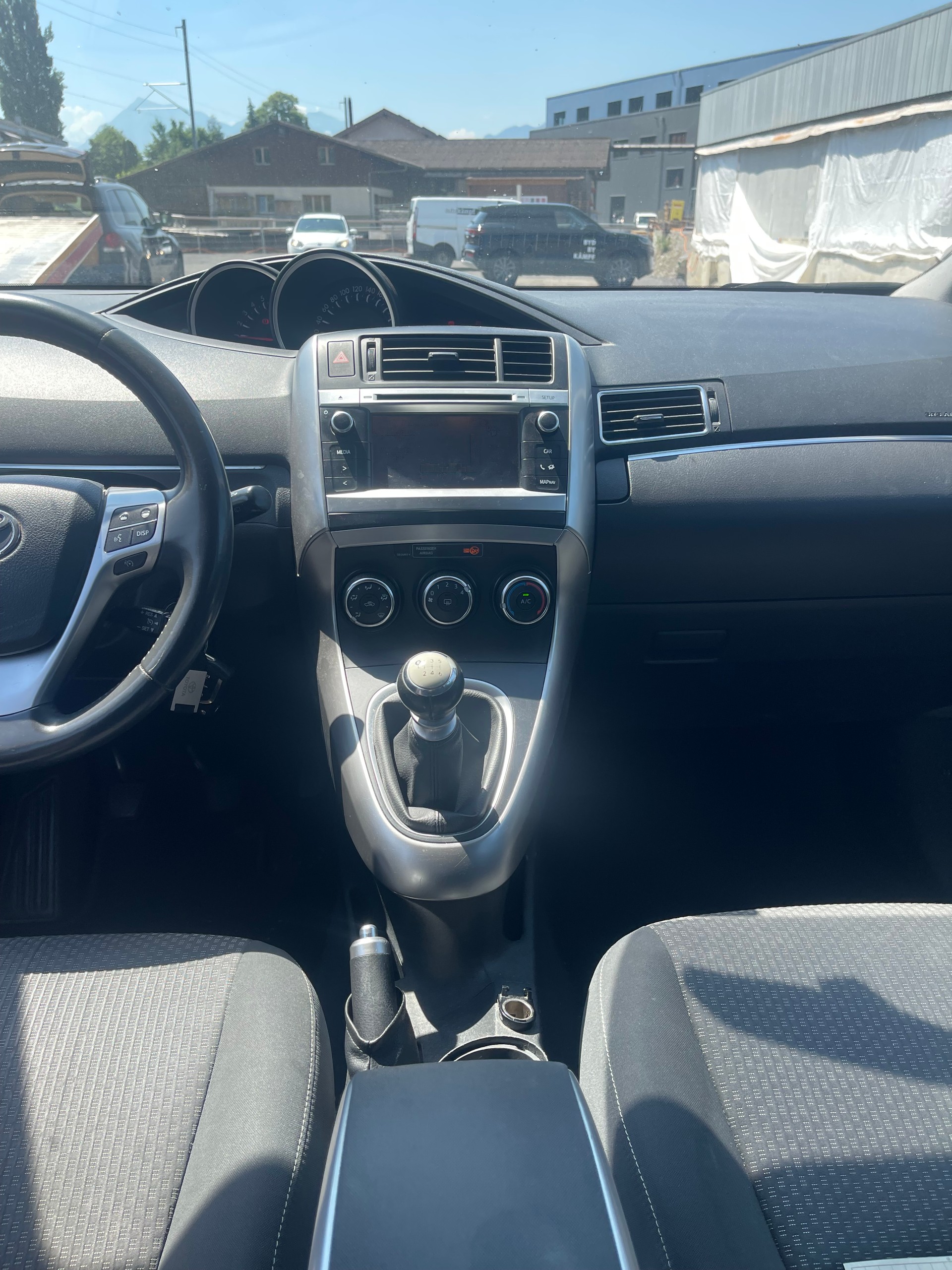 TOYOTA Verso 1.8 Luna-image-9